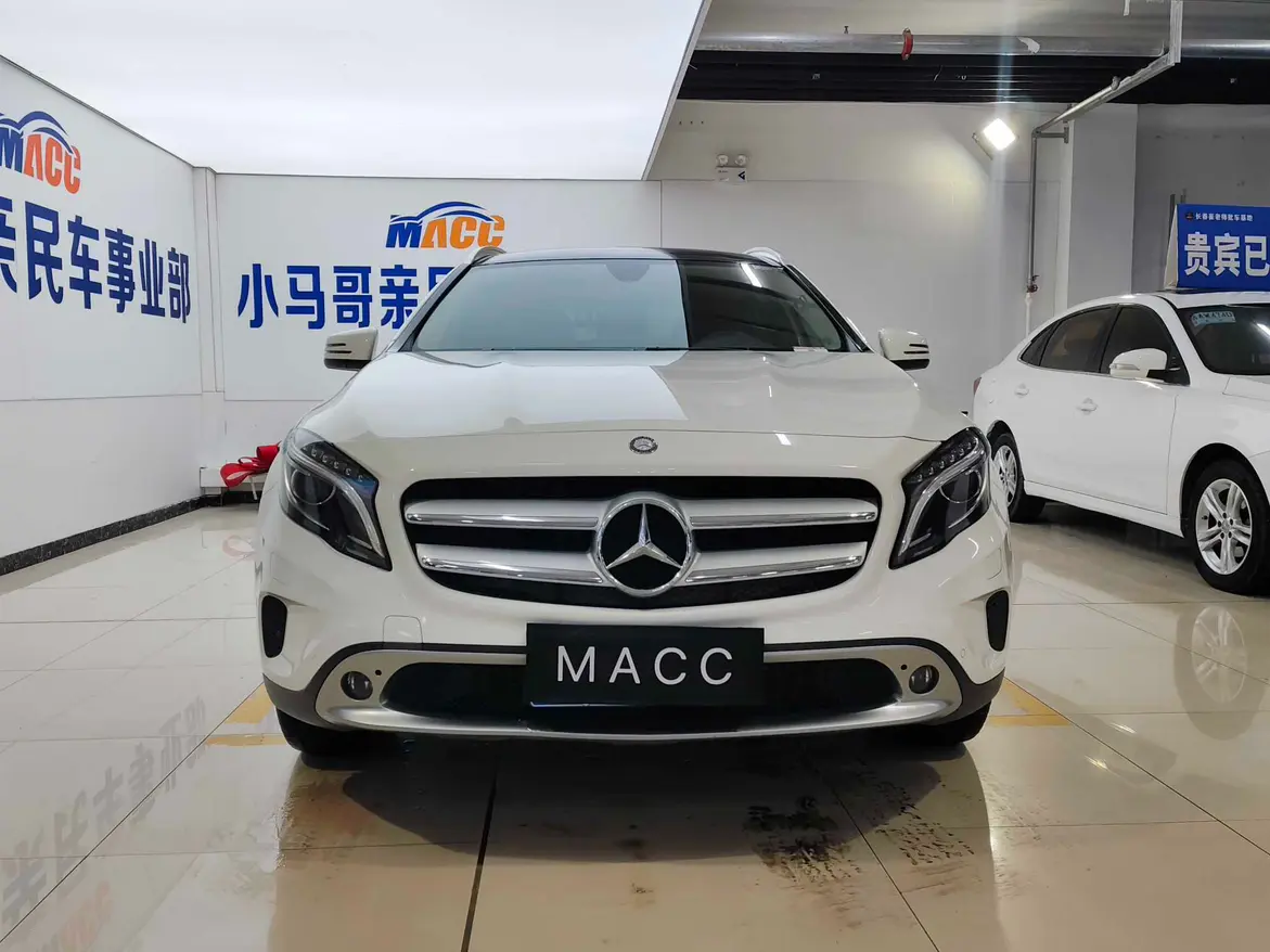 Mercedes-Benz GLA  из Китая