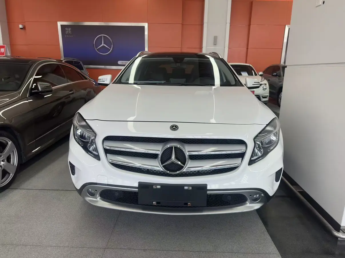 Mercedes-Benz GLA  из Китая