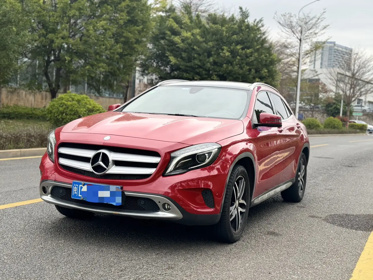 Mercedes-Benz GLA  из Китая