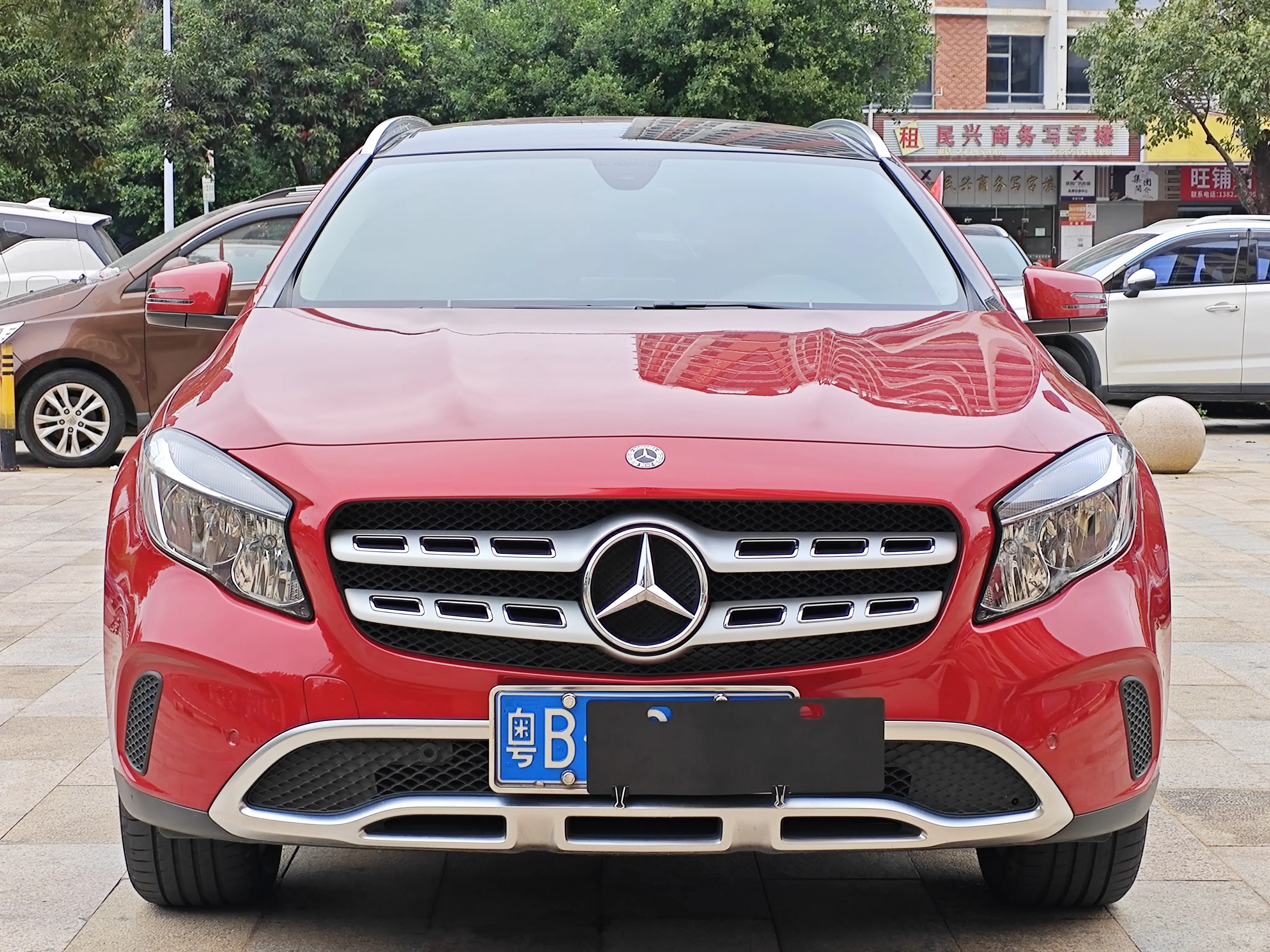 Mercedes-Benz GLA  из Китая