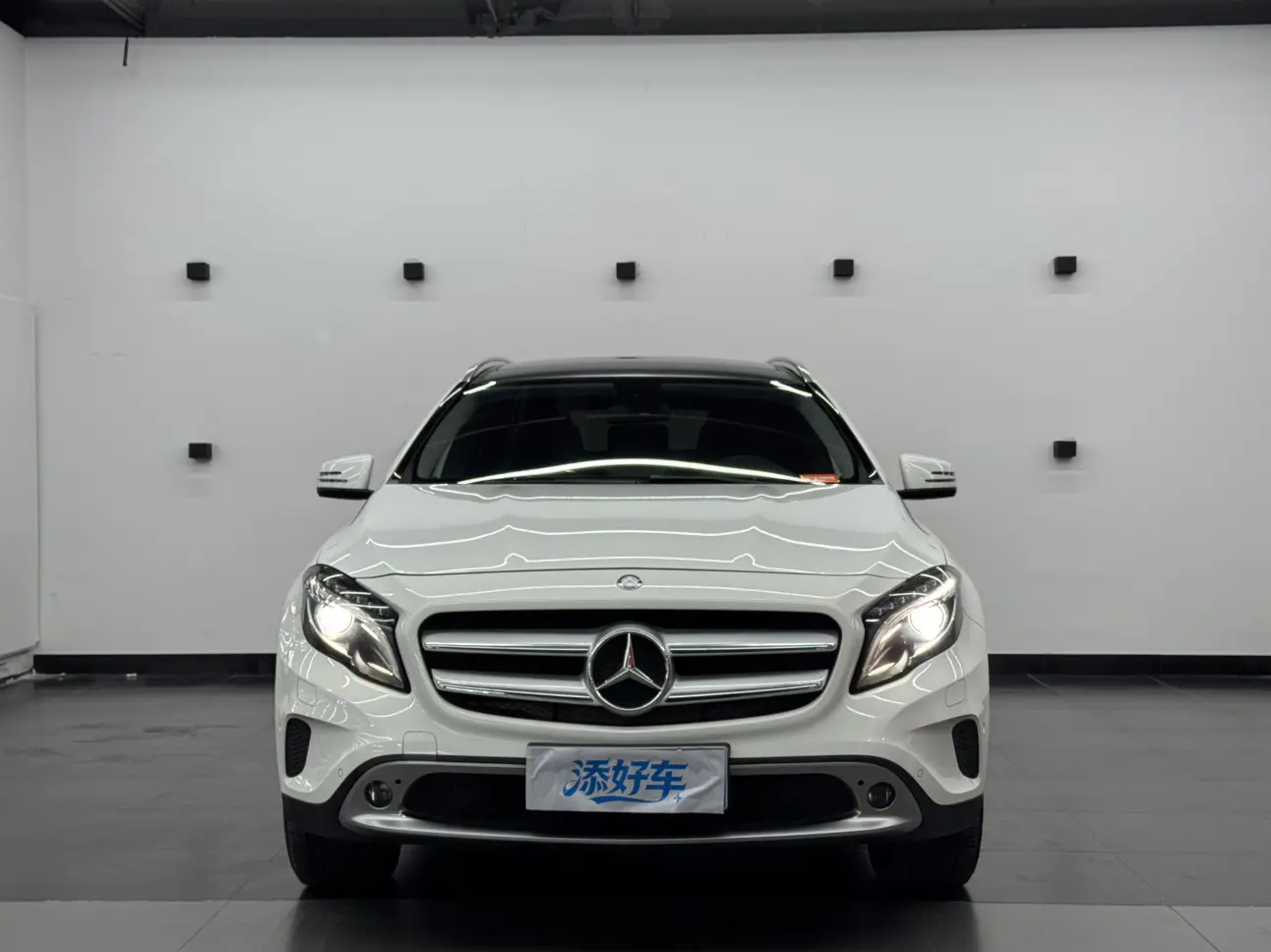 Mercedes-Benz GLA  из Китая