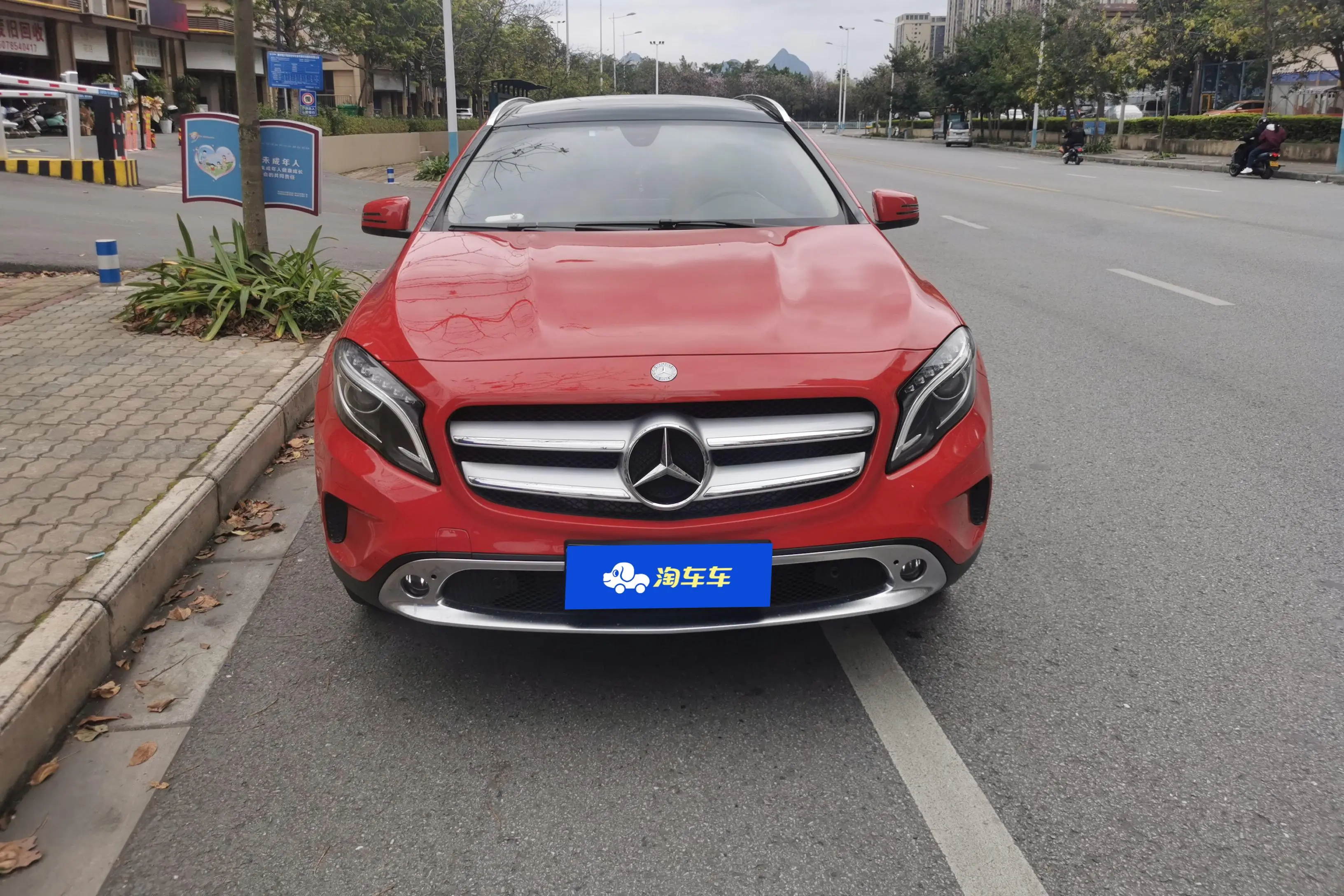 Mercedes-Benz GLA  из Китая