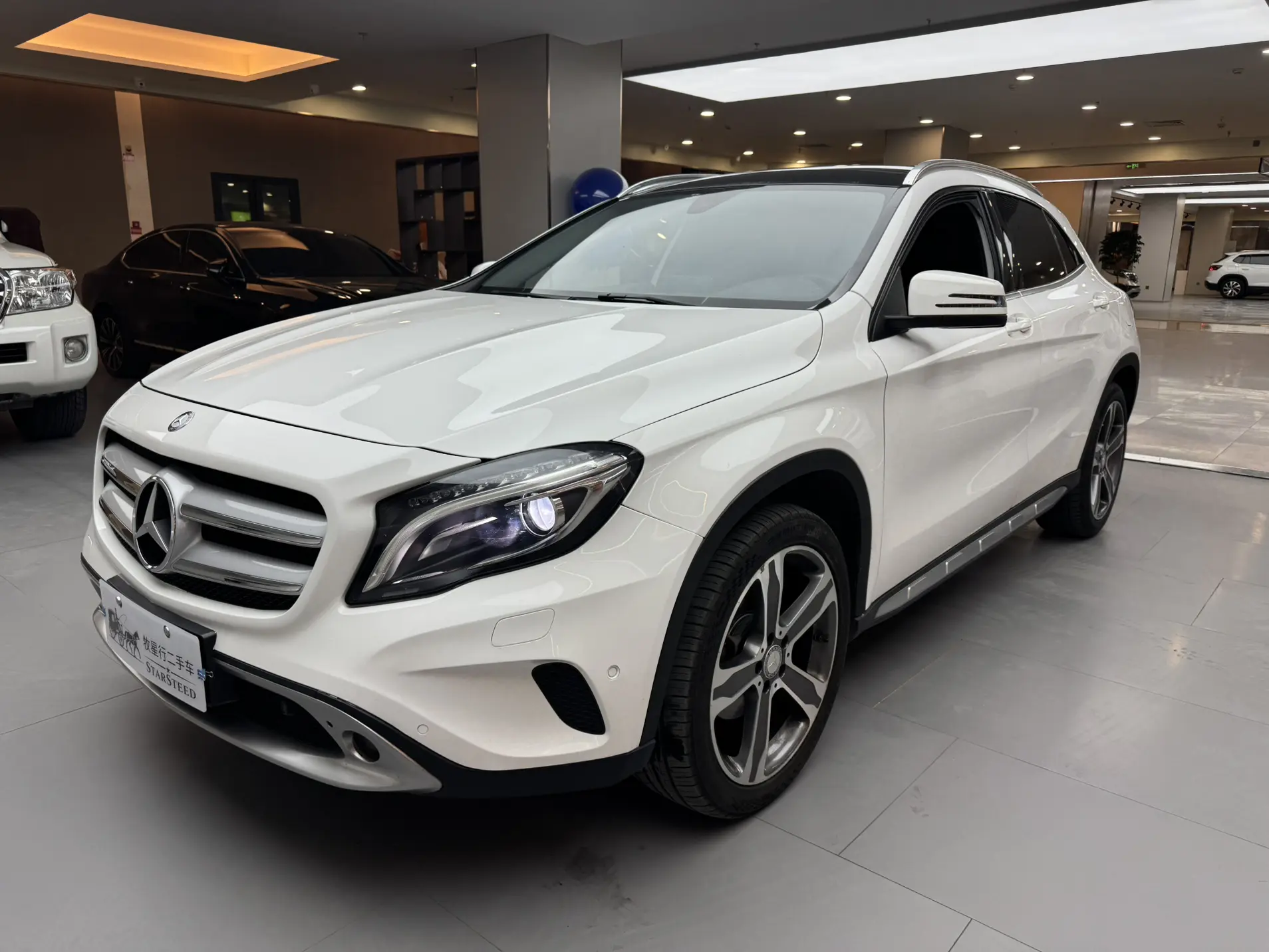 Mercedes-Benz GLA  из Китая