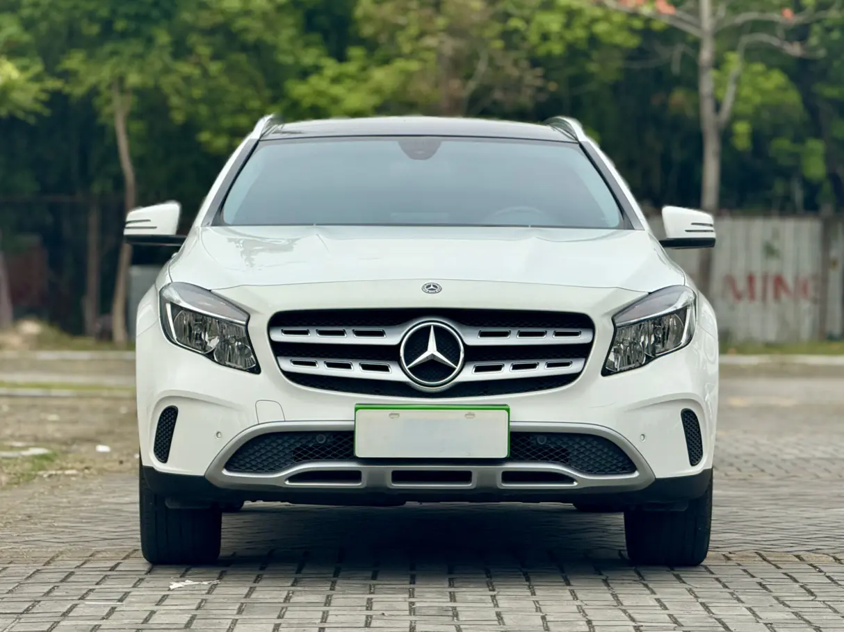 Mercedes-Benz GLA  из Китая