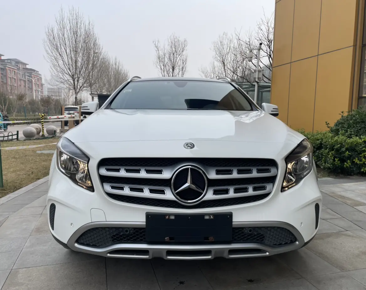 Mercedes-Benz GLA  из Китая