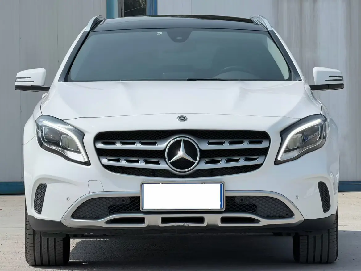 Mercedes-Benz GLA  из Китая