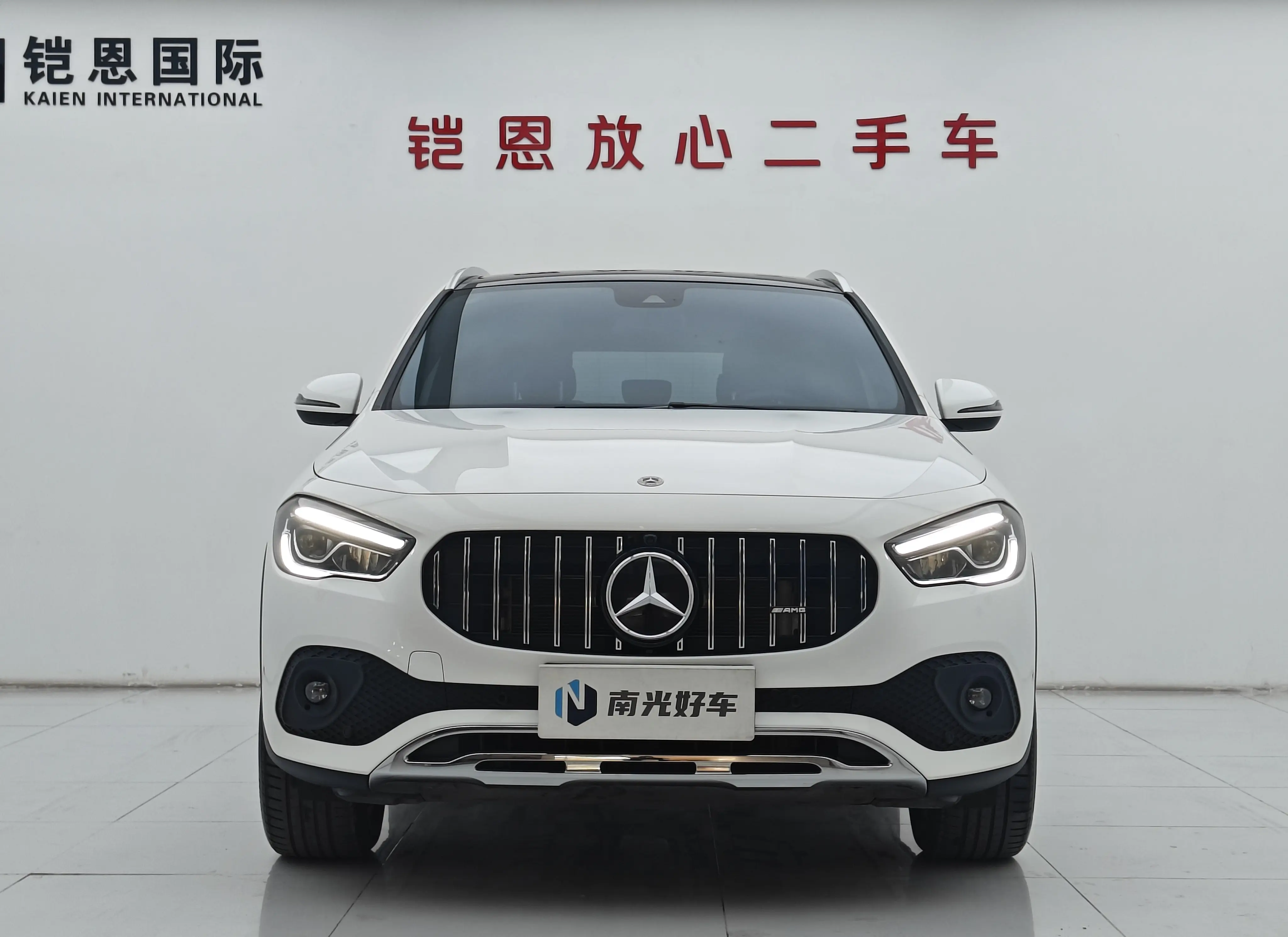 Mercedes-Benz GLA  из Китая