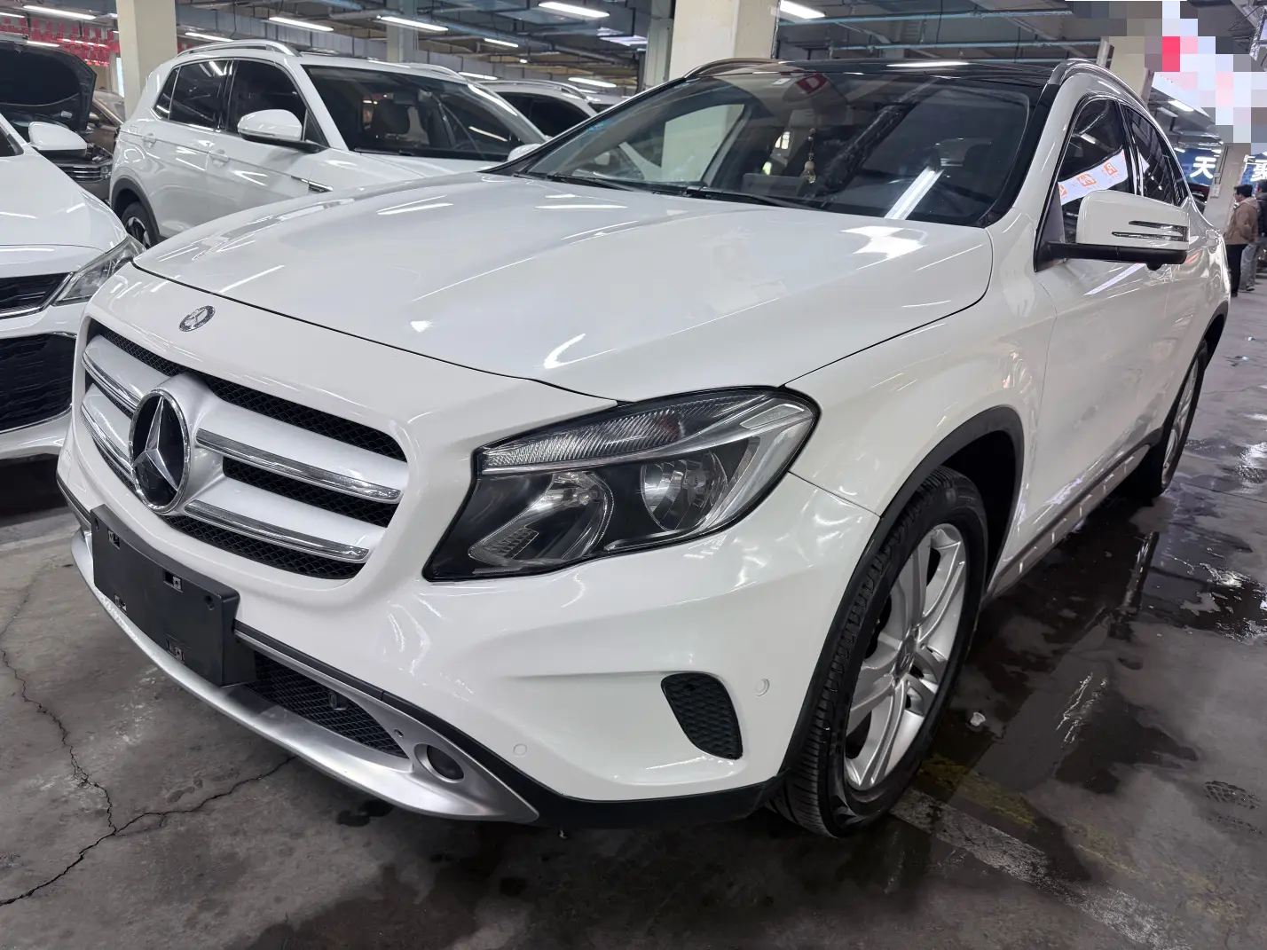 Mercedes-Benz GLA  из Китая