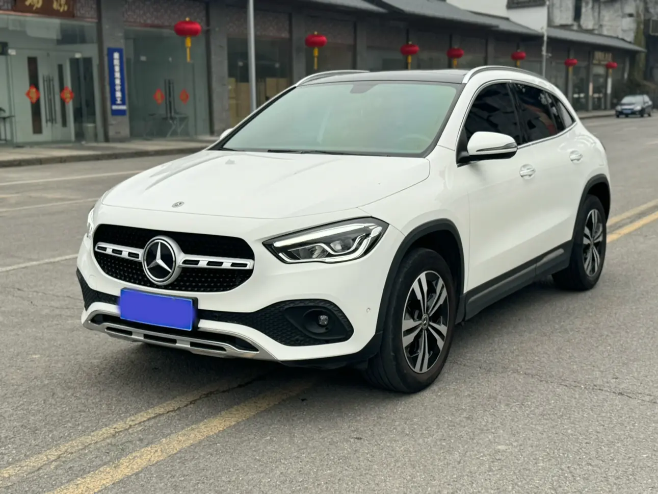 Mercedes-Benz GLA  из Китая