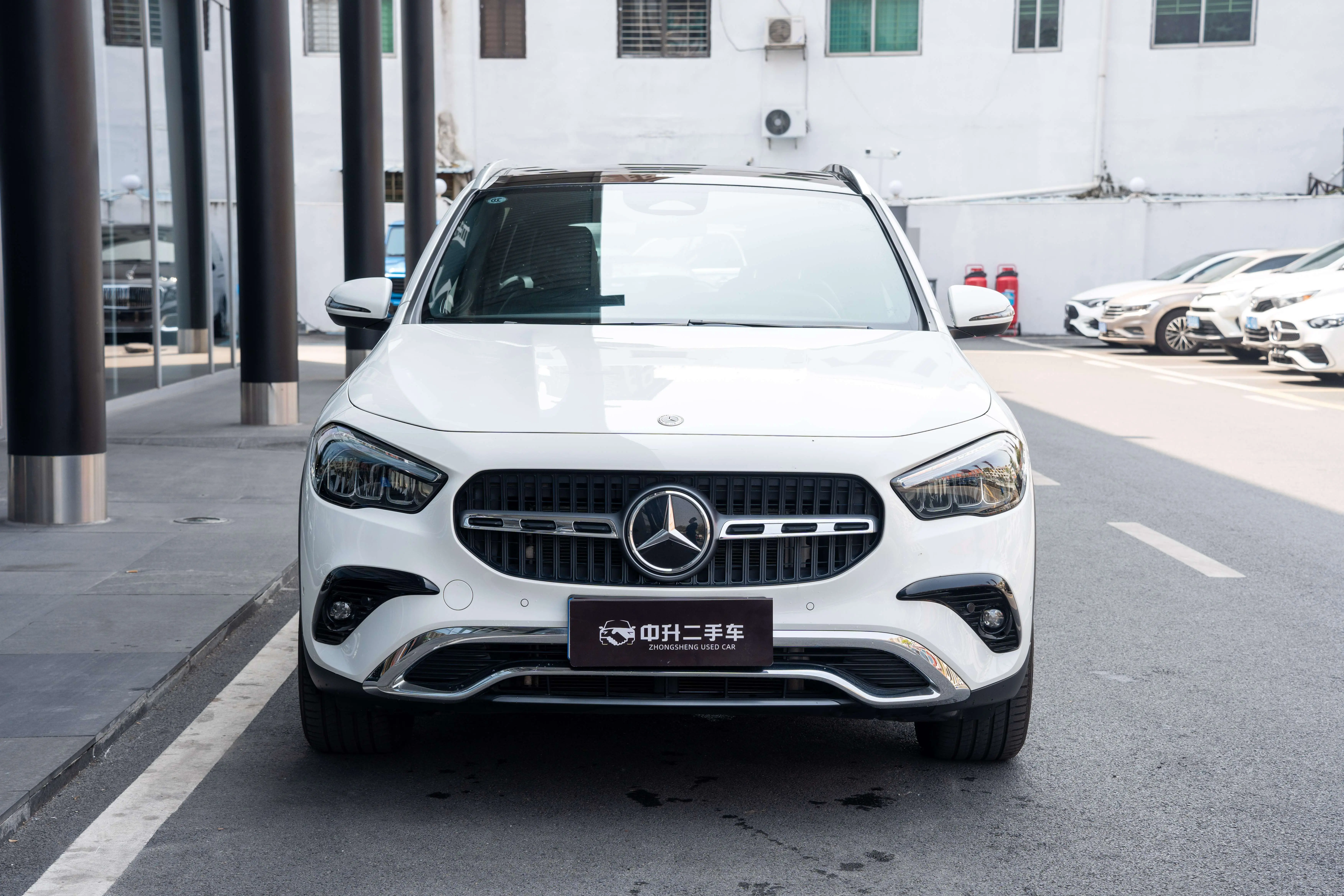 Mercedes-Benz GLA  из Китая