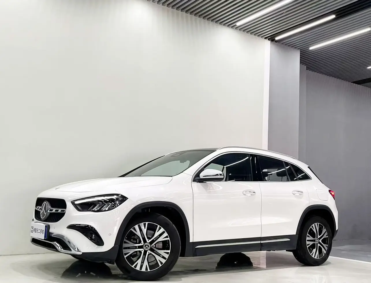Mercedes-Benz GLA  из Китая