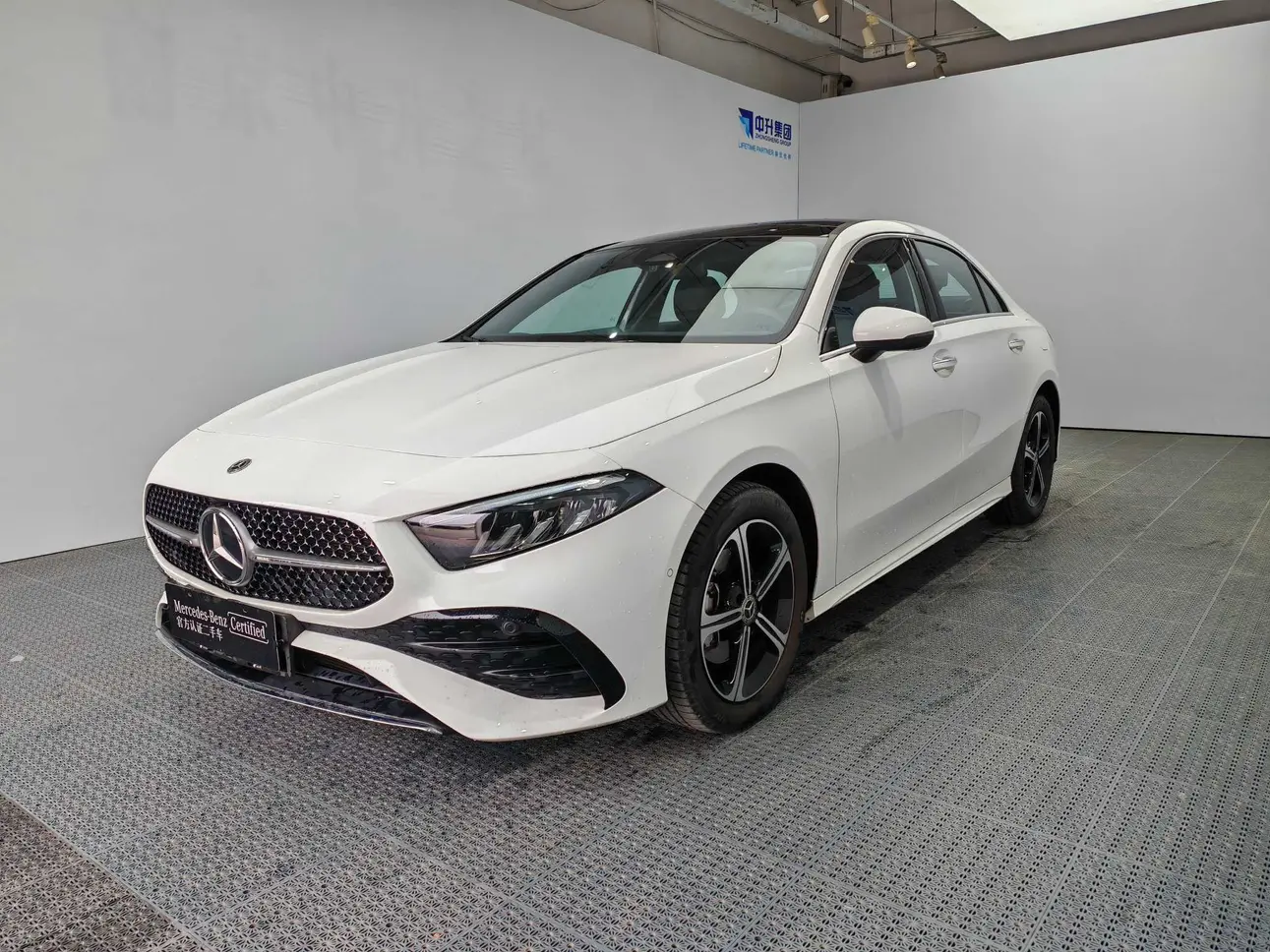 Mercedes-Benz Mercedes Benz A Class  из Китая