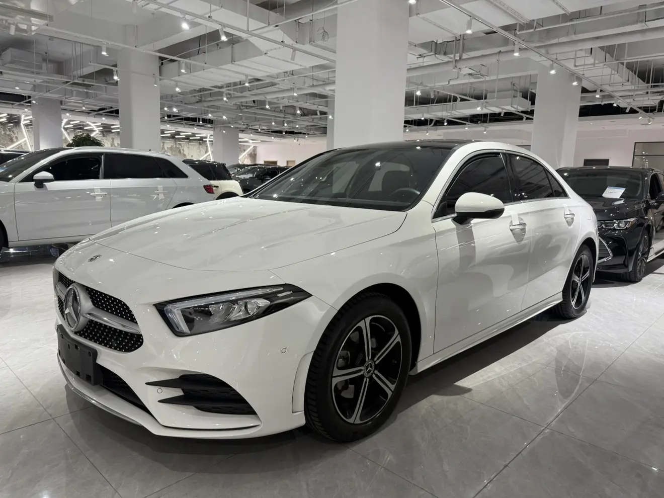 Mercedes-Benz Mercedes Benz A Class  из Китая