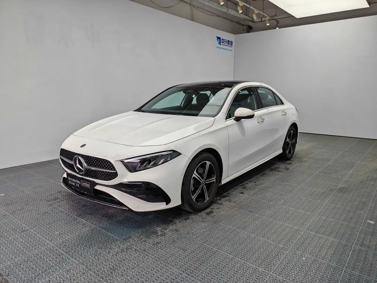 Mercedes-Benz Mercedes Benz A Class  из Китая