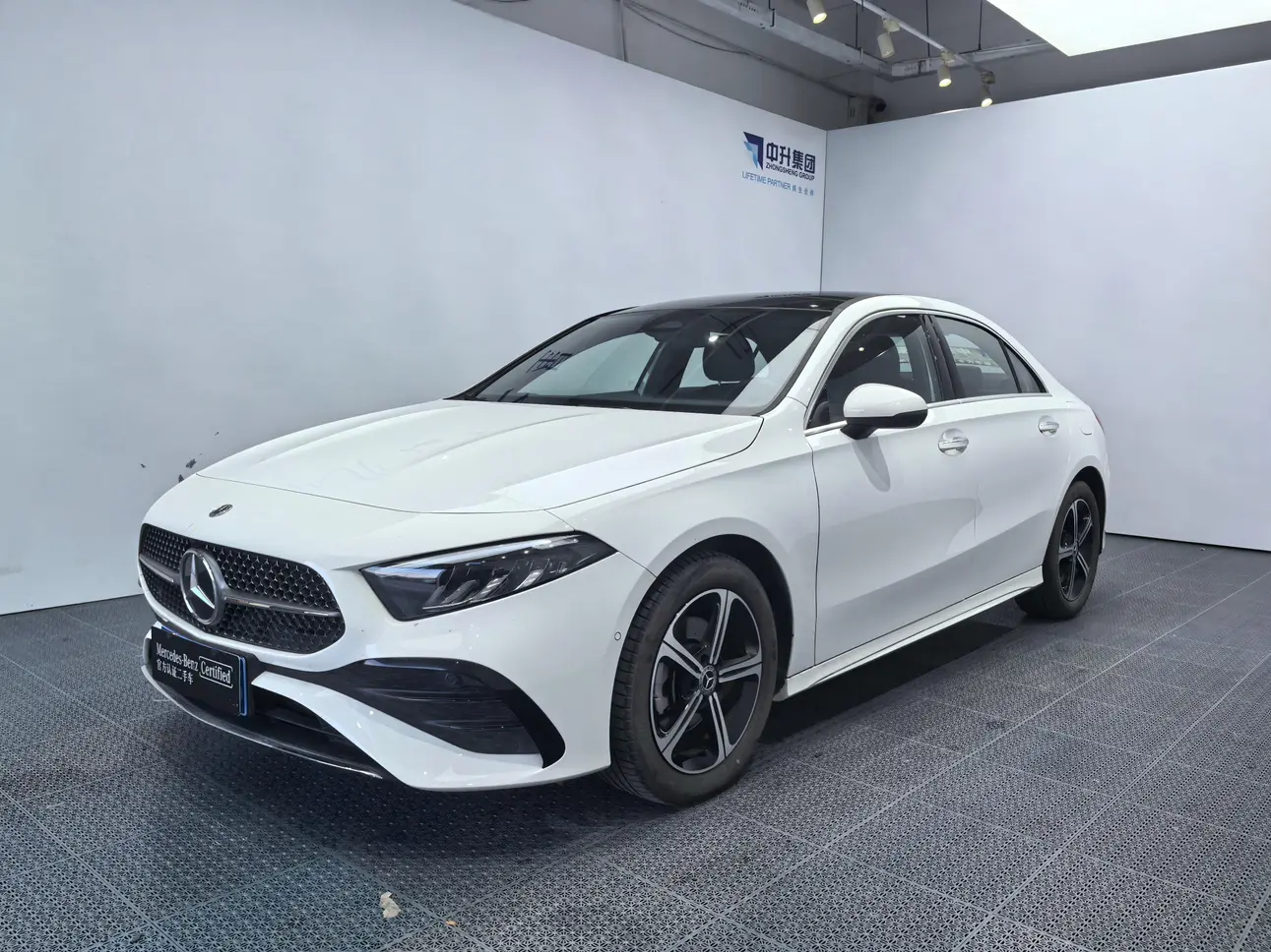 Mercedes-Benz Mercedes Benz A Class  из Китая