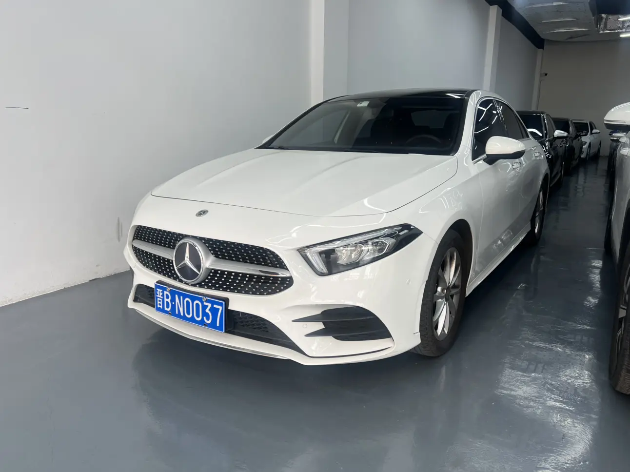 Mercedes-Benz Mercedes Benz A Class  из Китая