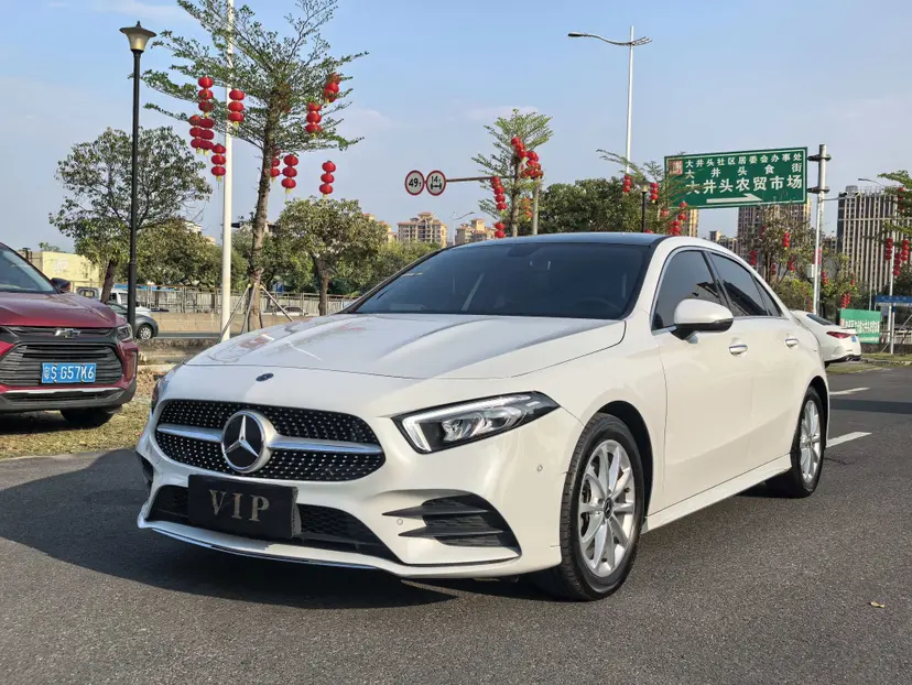 Mercedes-Benz Mercedes Benz A Class  из Китая