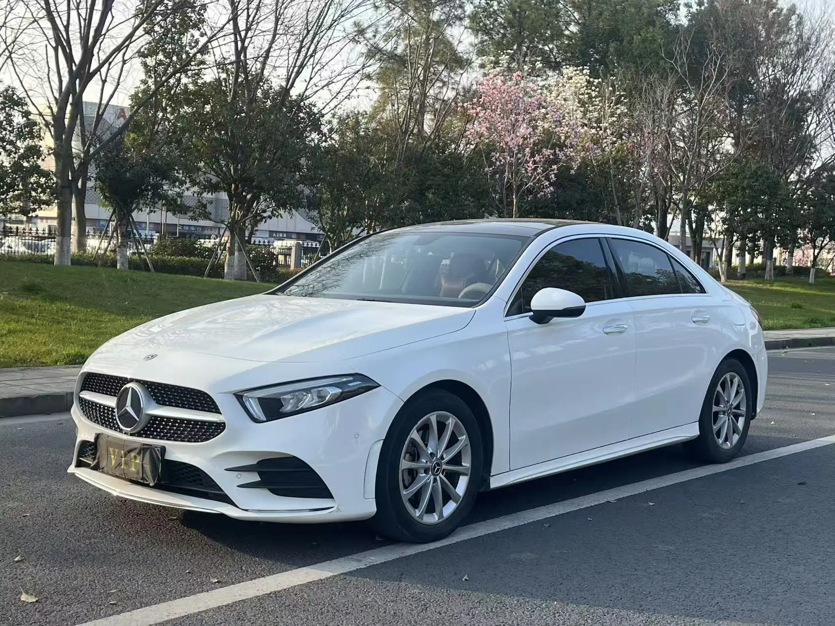 Mercedes-Benz Mercedes Benz A Class  из Китая