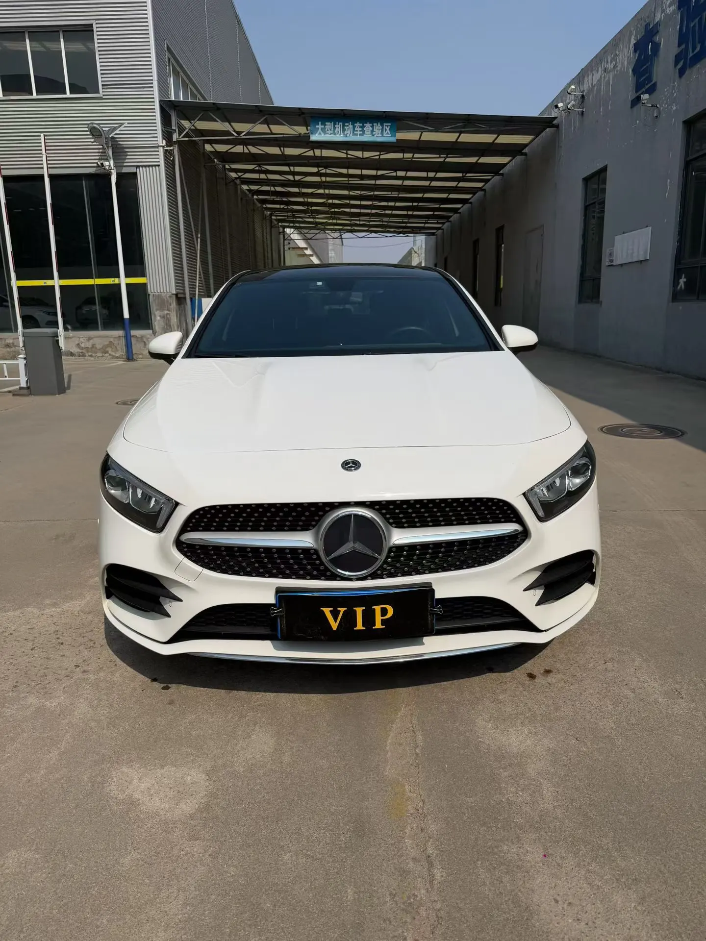 Mercedes-Benz Mercedes Benz A Class  из Китая