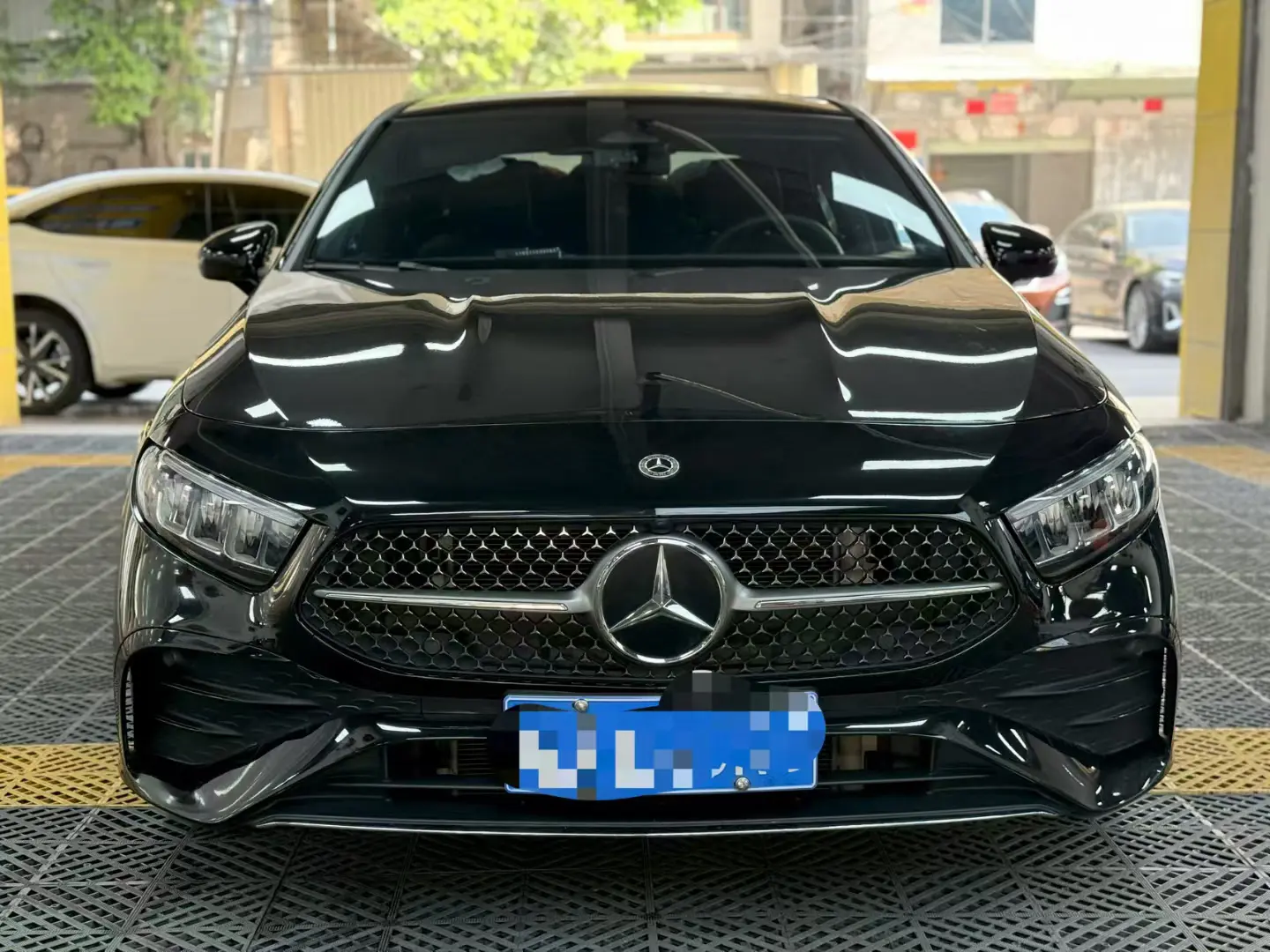 Mercedes-Benz Mercedes Benz A Class  из Китая