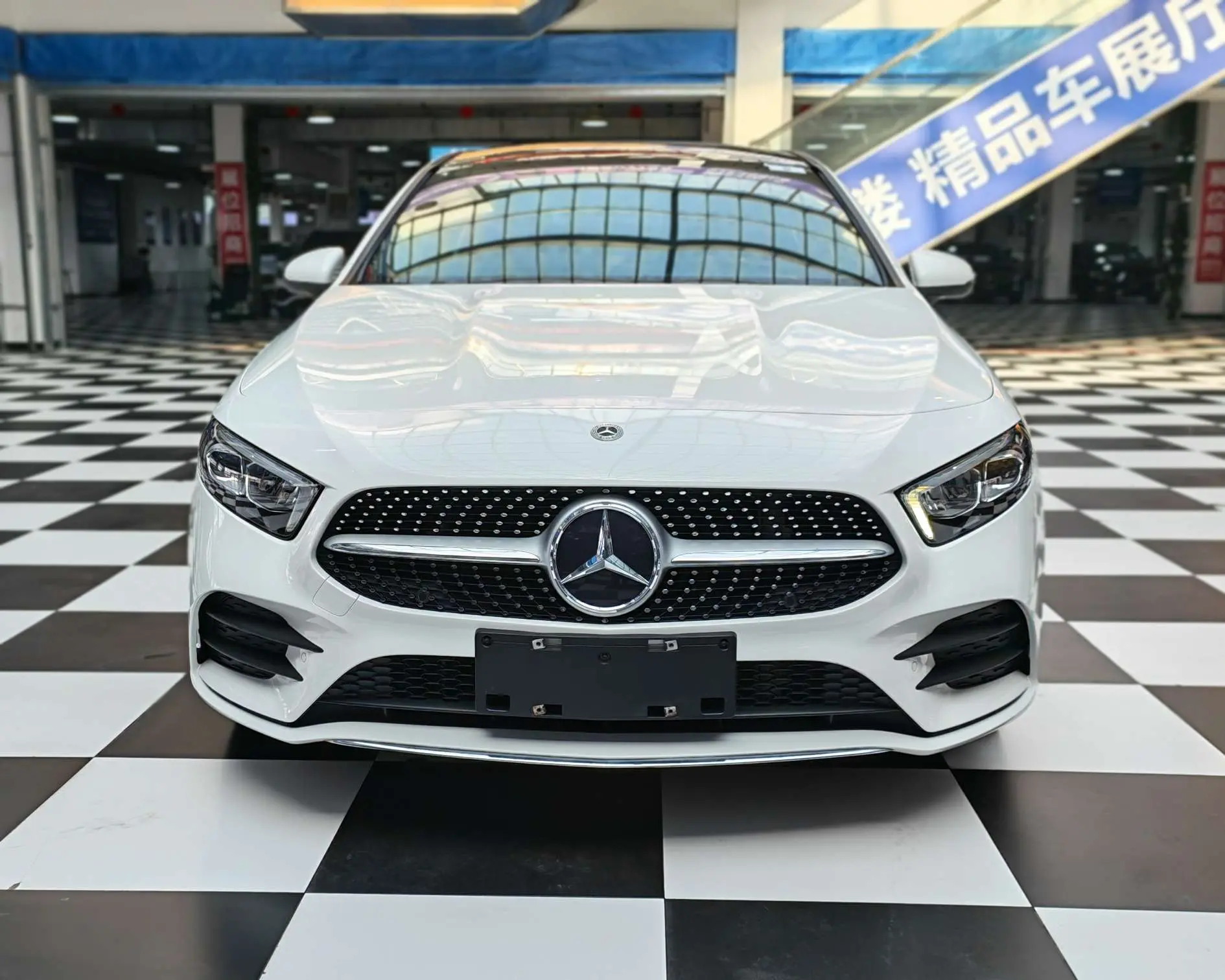 Mercedes-Benz Mercedes Benz A Class  из Китая