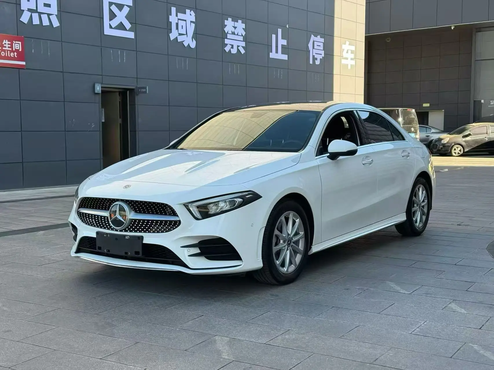 Mercedes-Benz Mercedes Benz A Class  из Китая
