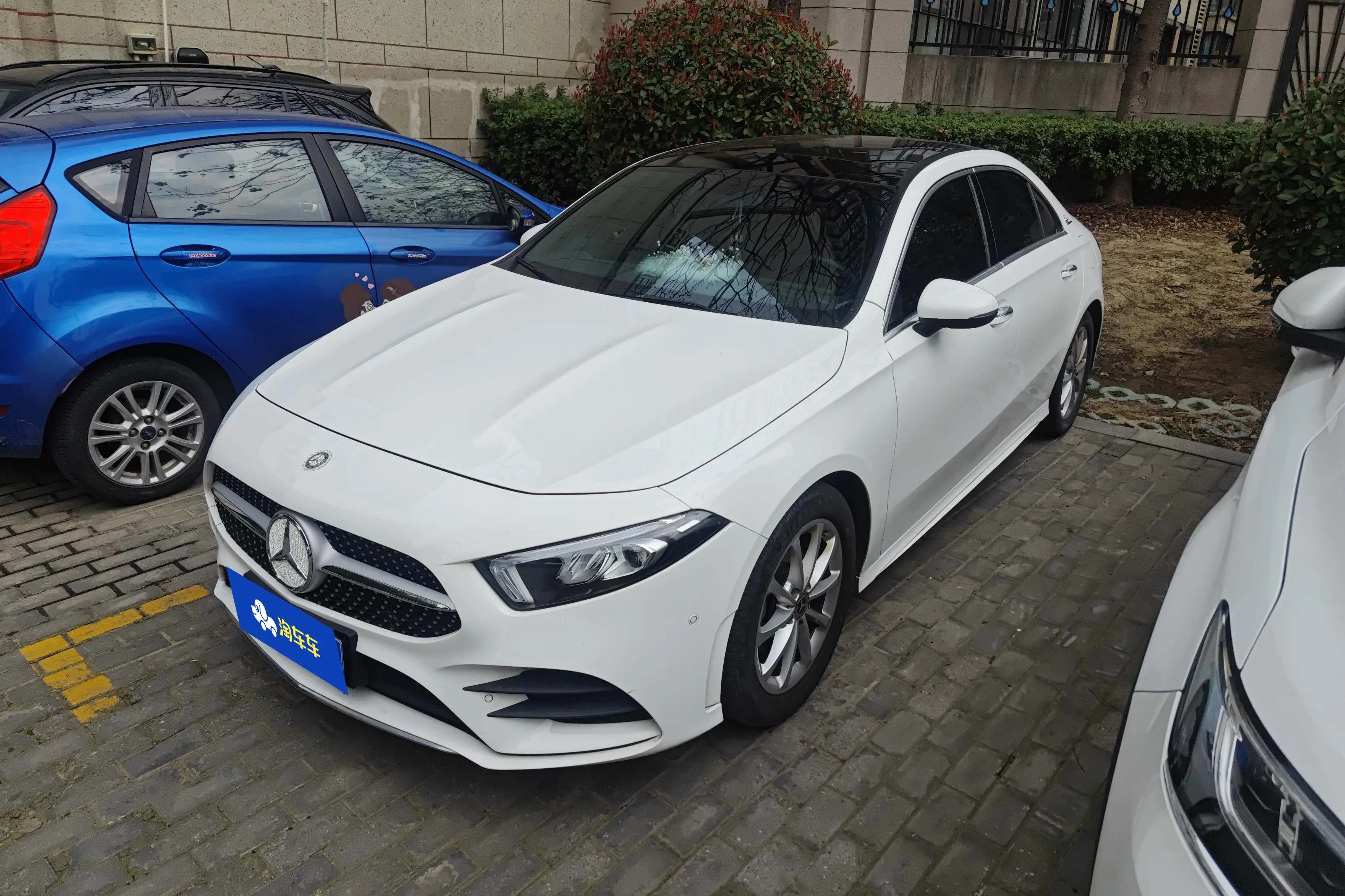 Mercedes-Benz Mercedes Benz A Class  из Китая