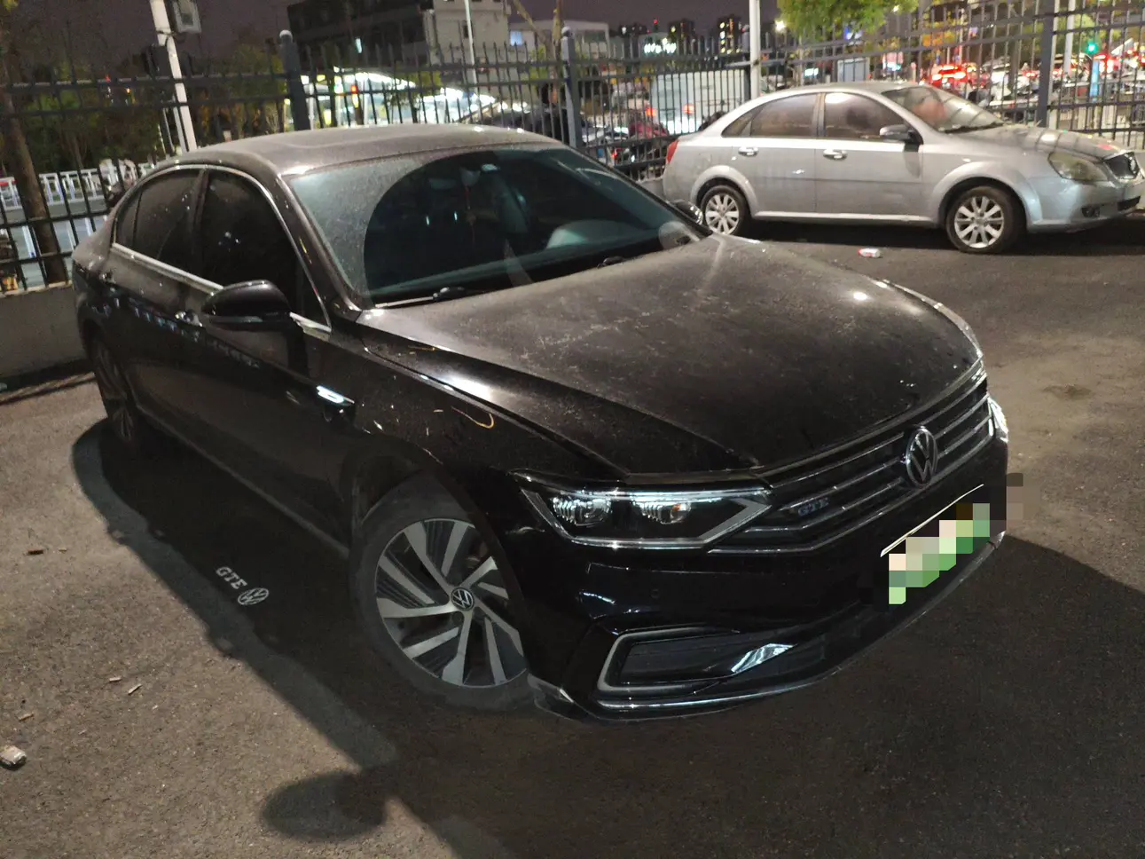 Volkswagen Magotan PHEV  из Китая