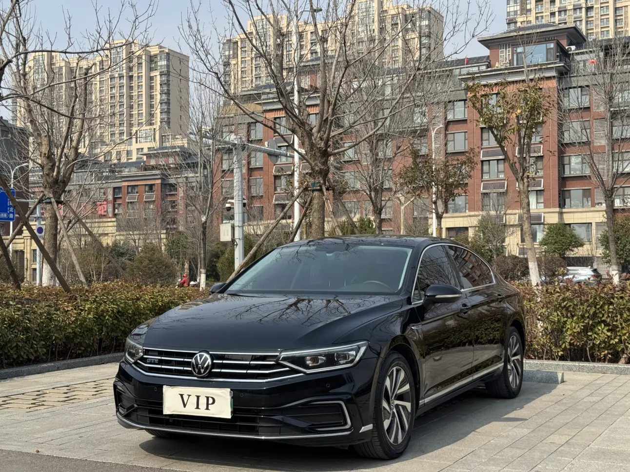 Volkswagen Magotan PHEV  из Китая