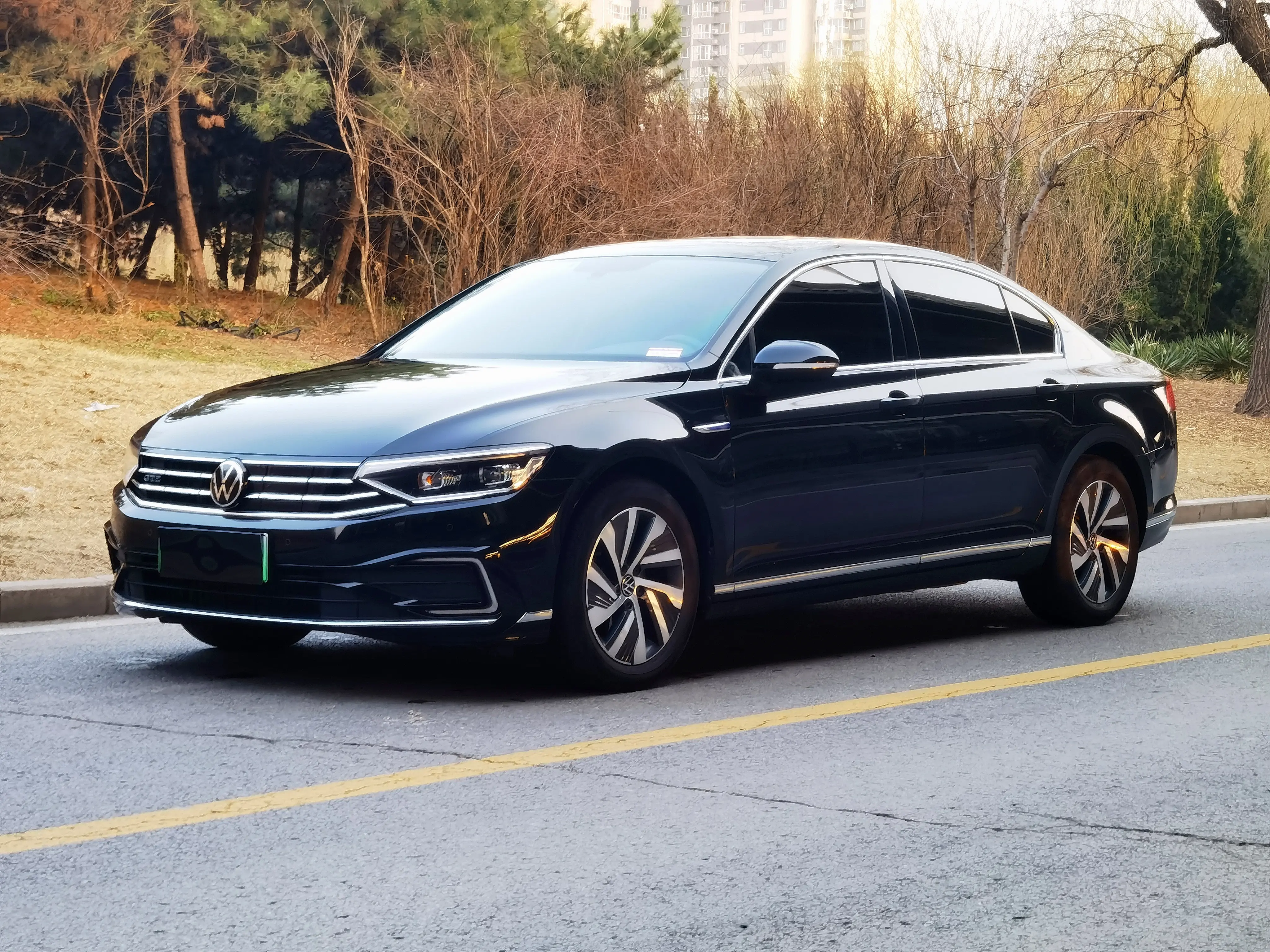 Volkswagen Magotan PHEV  из Китая