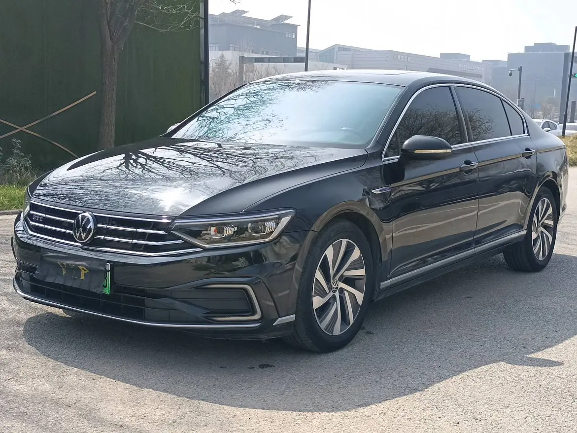 Volkswagen Magotan PHEV  из Китая