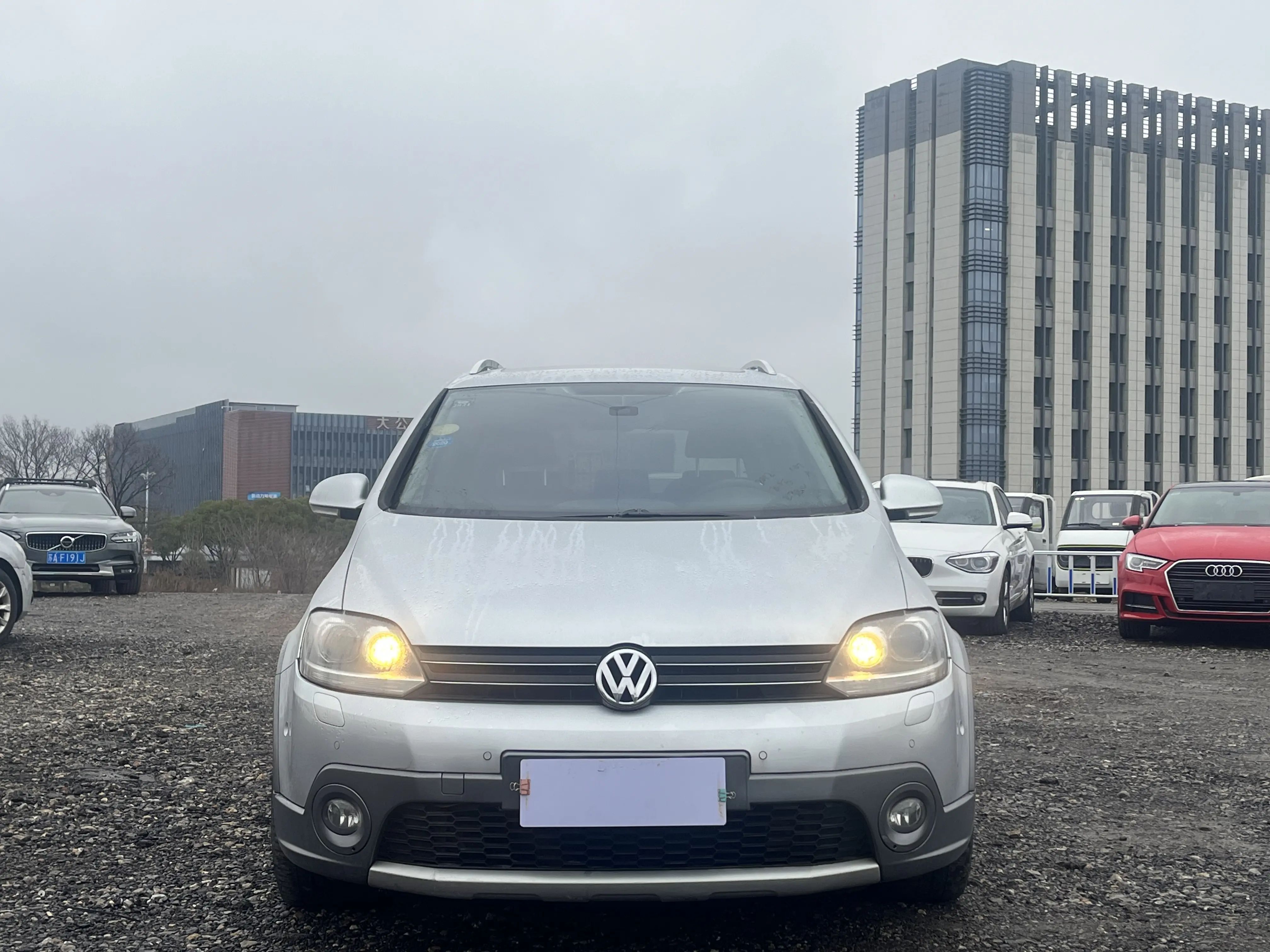 Volkswagen Golf  из Китая