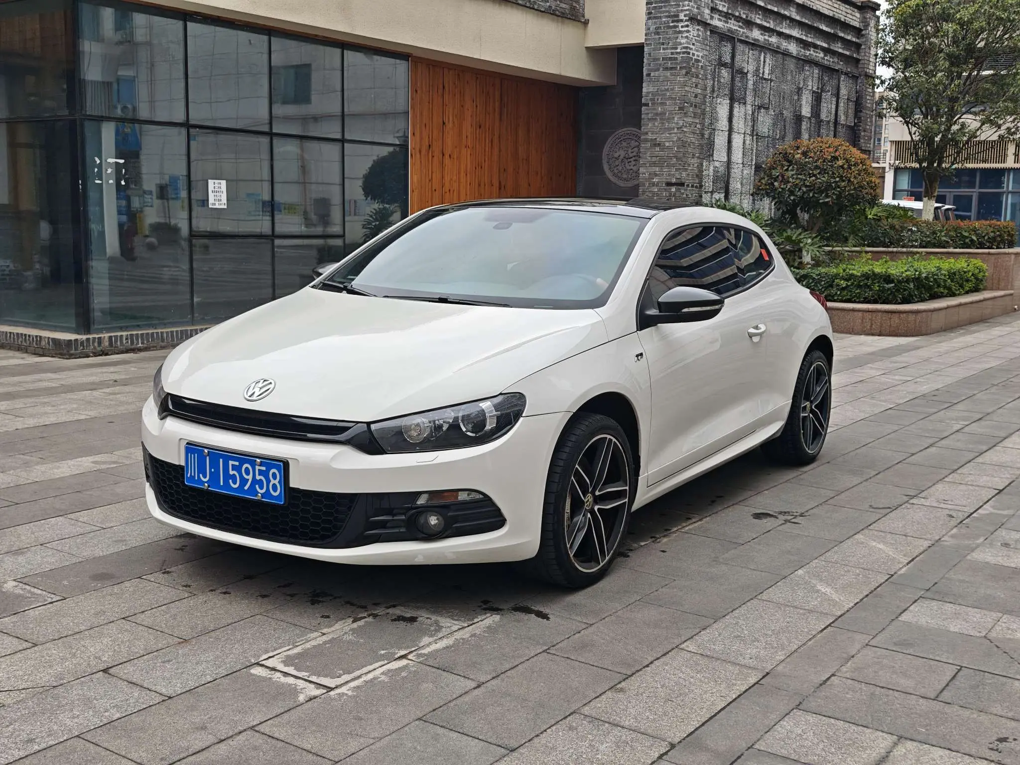 Volkswagen Scirocco  из Китая