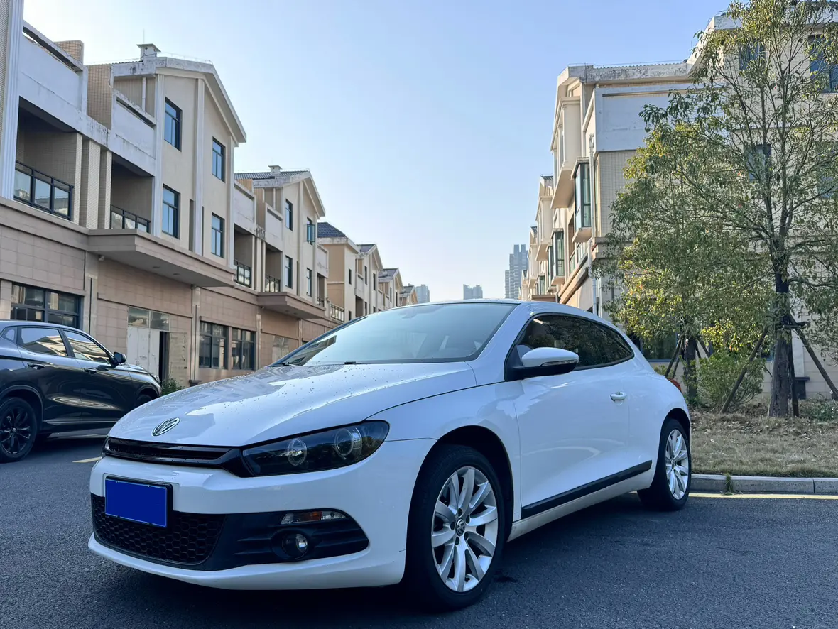 Volkswagen Scirocco  из Китая