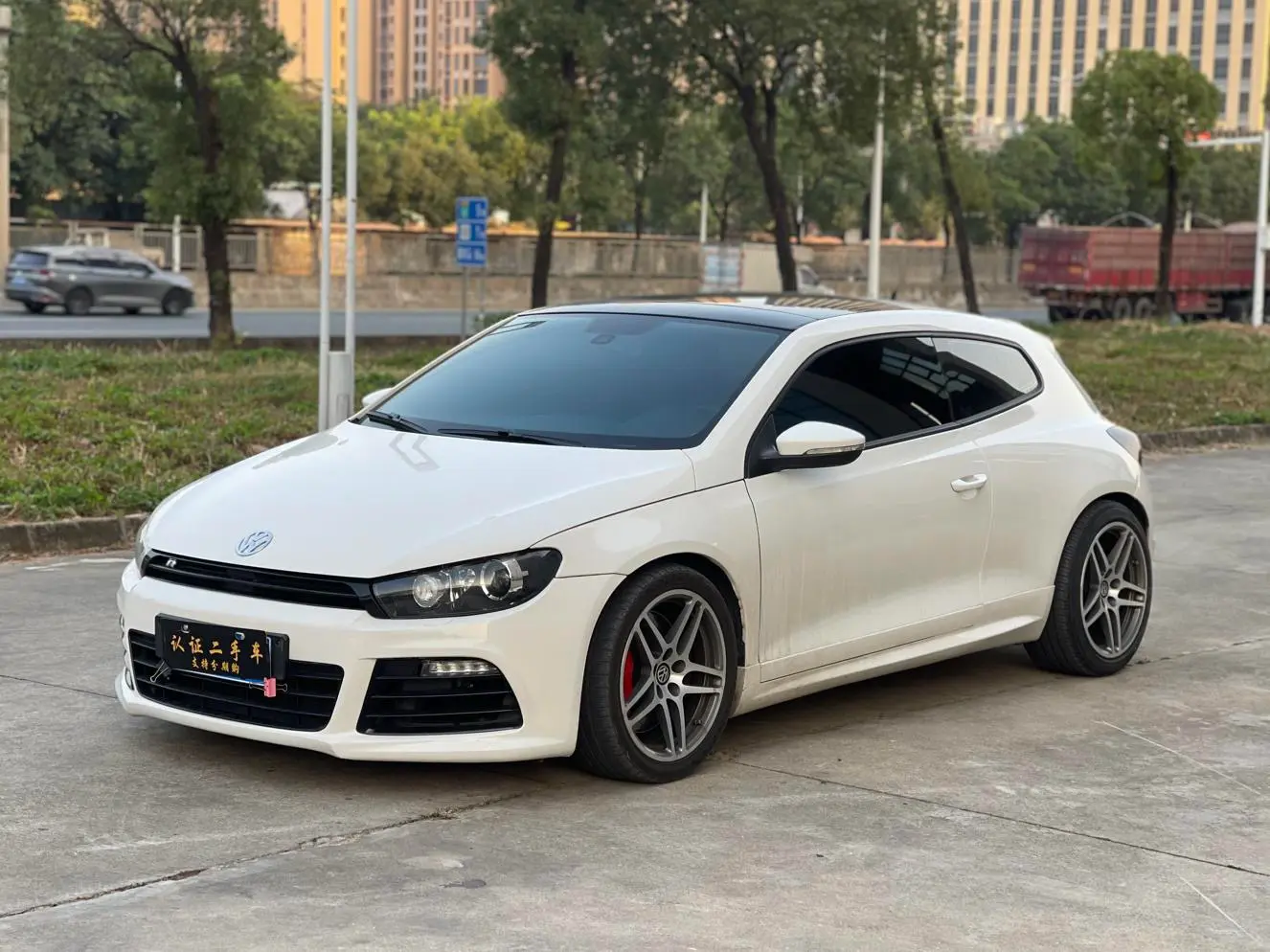 Volkswagen Scirocco  из Китая