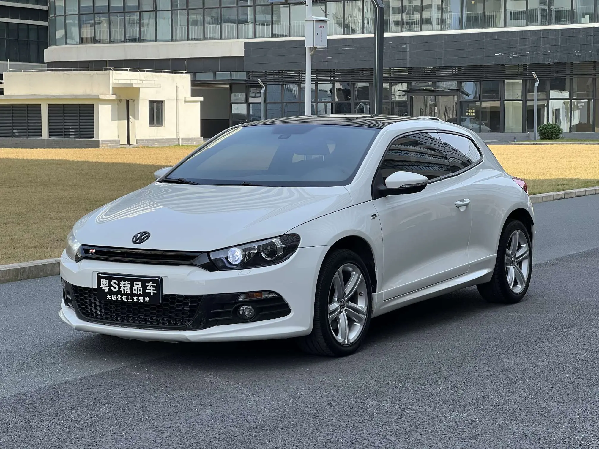 Volkswagen Scirocco  из Китая