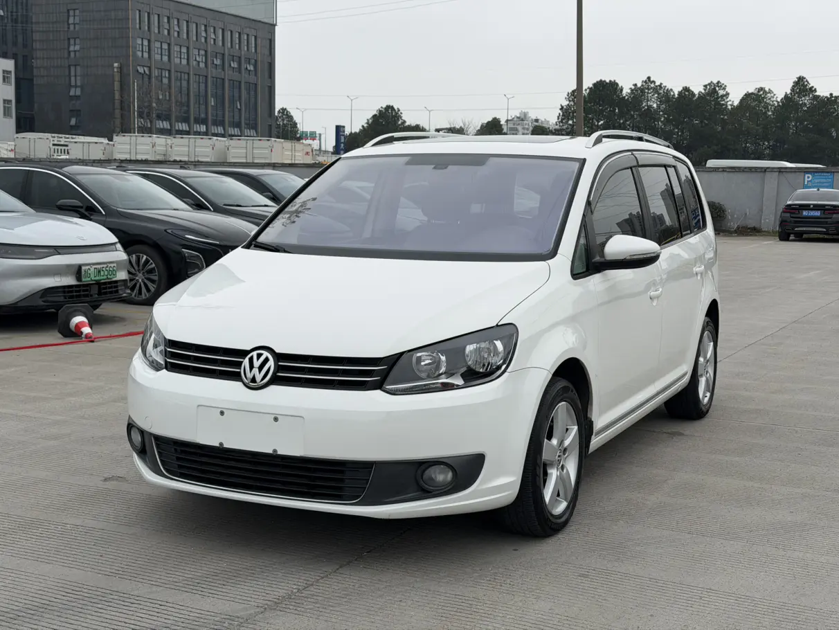 Volkswagen Touran  из Китая