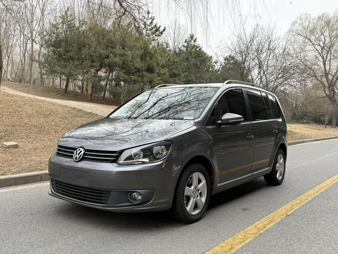 Volkswagen Touran  из Китая