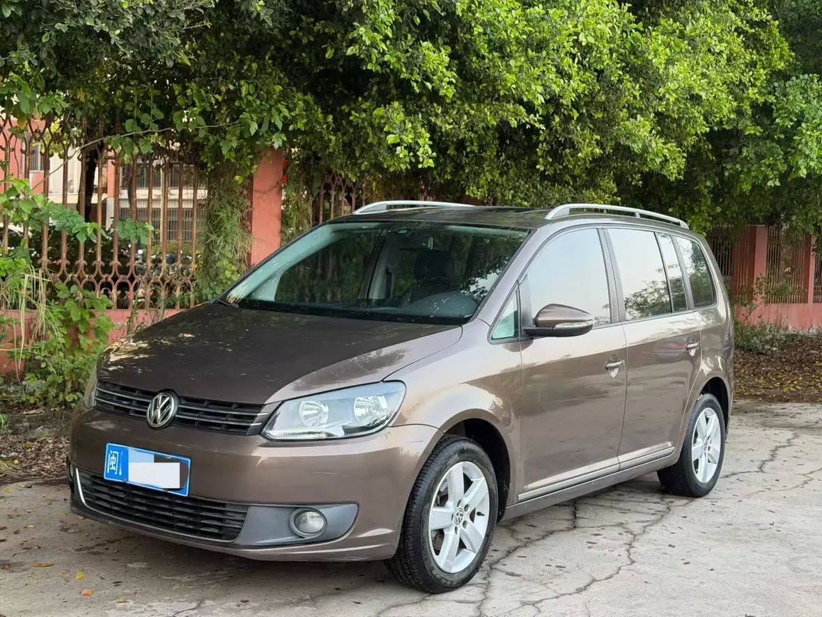 Volkswagen Touran  из Китая