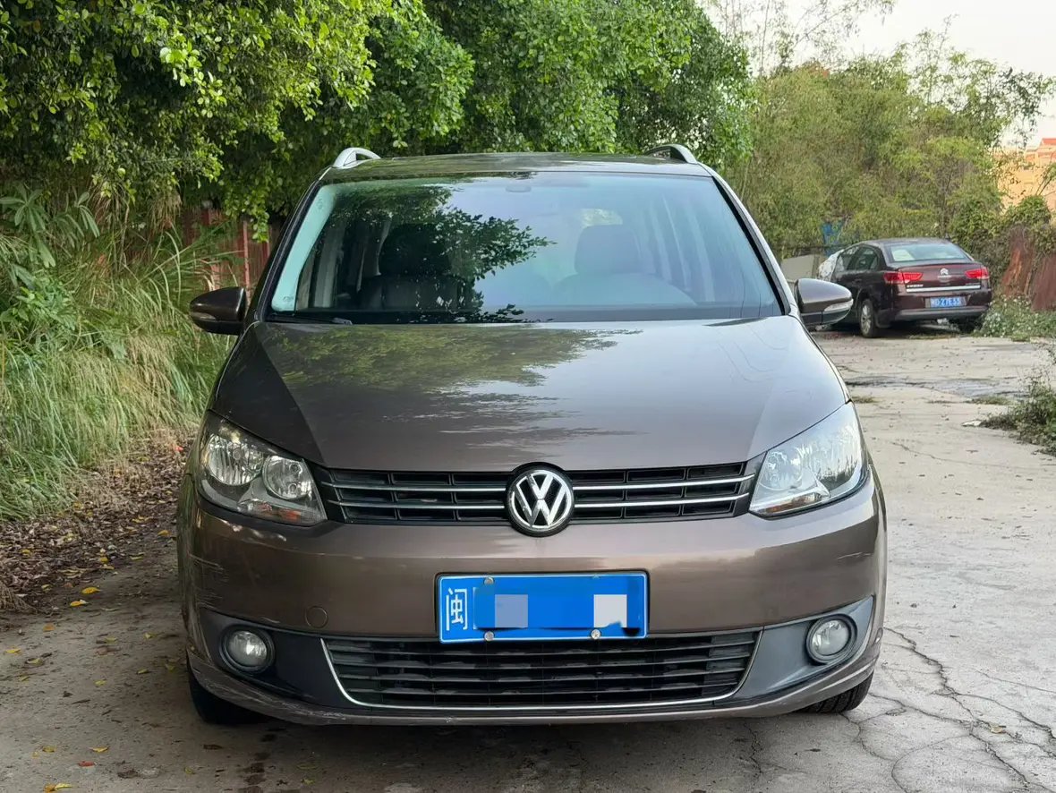 Volkswagen Touran  из Китая