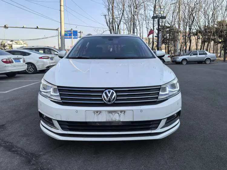 Volkswagen Langxing  из Китая
