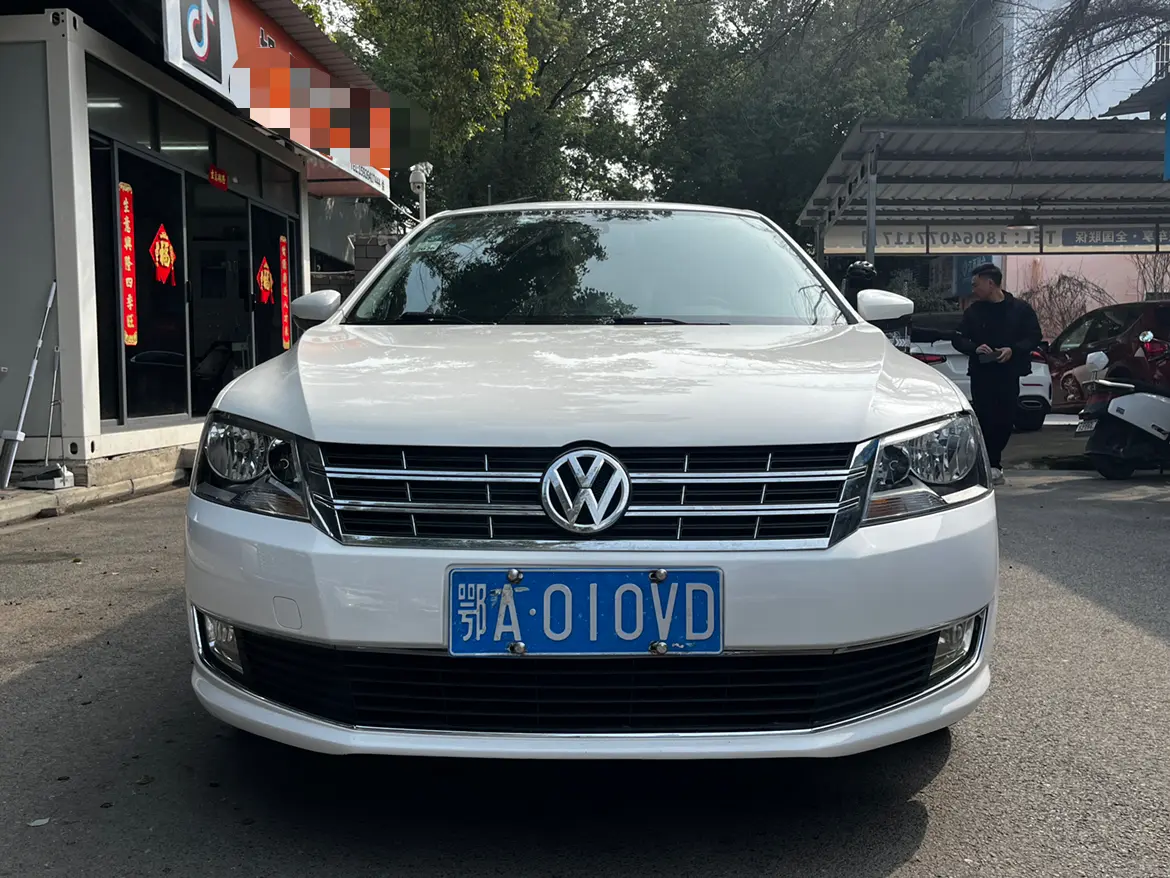 Volkswagen Langxing  из Китая