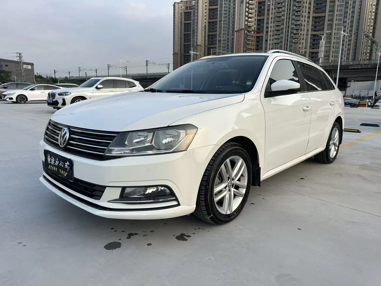 Volkswagen Langxing  из Китая