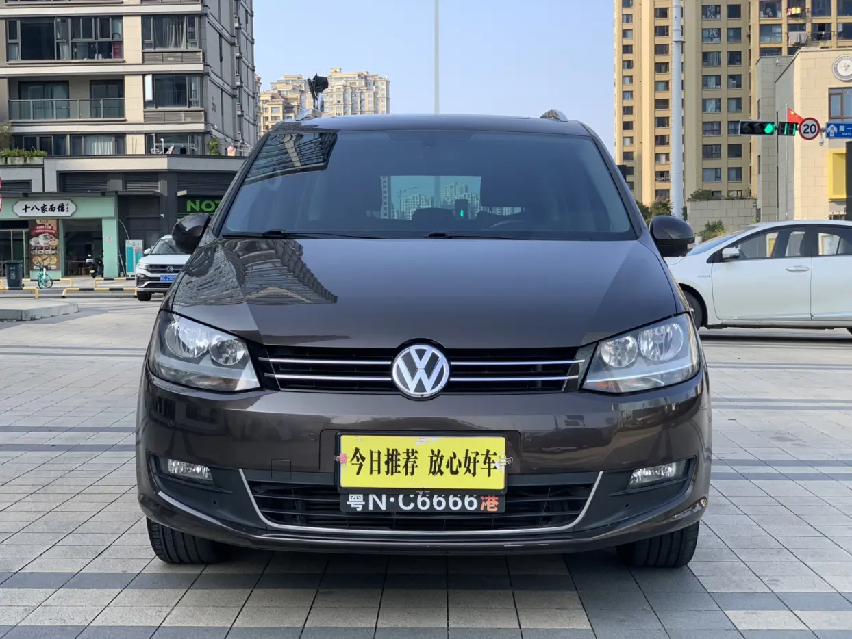 Volkswagen Sharon  из Китая