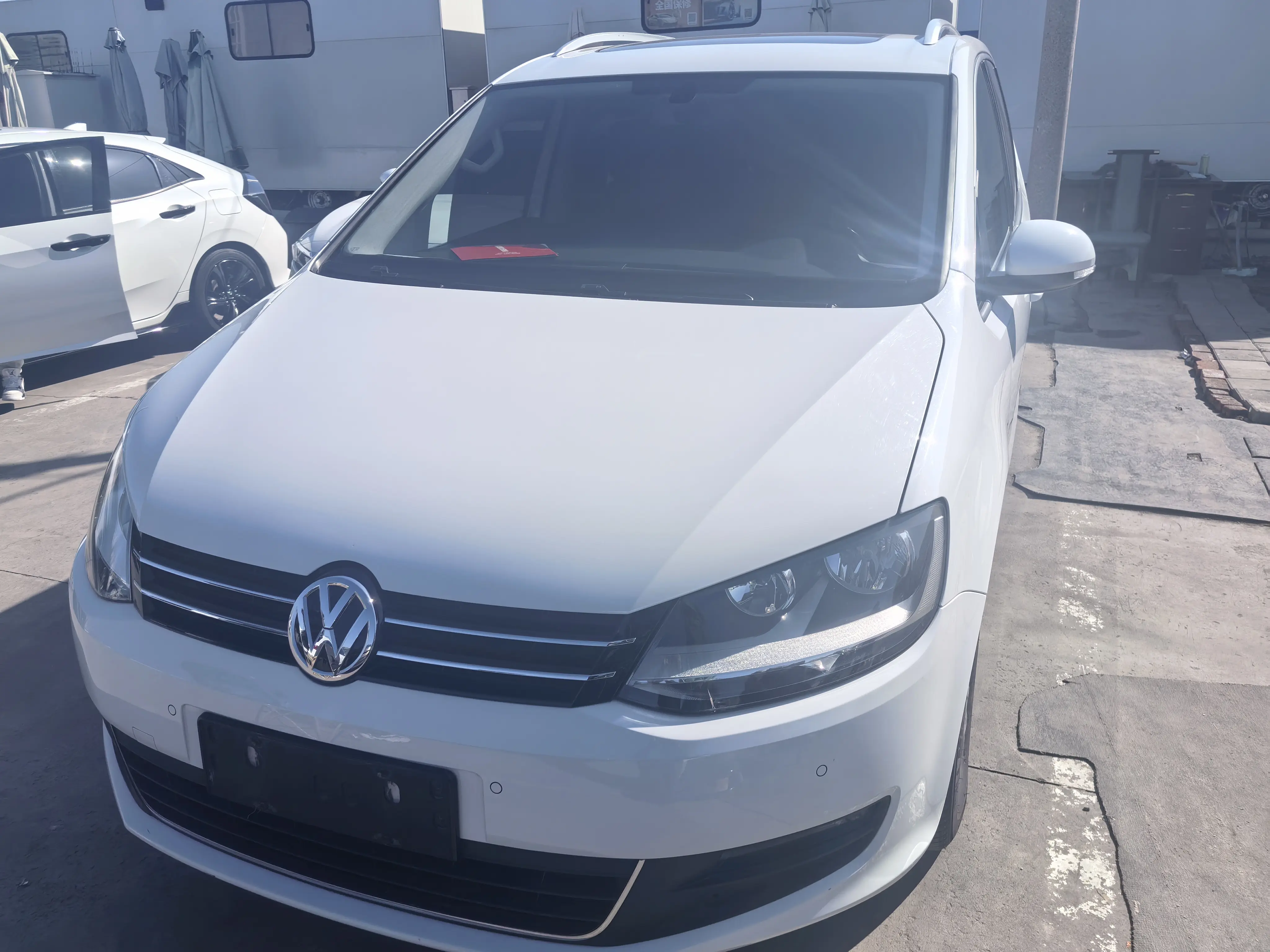 Volkswagen Sharon  из Китая