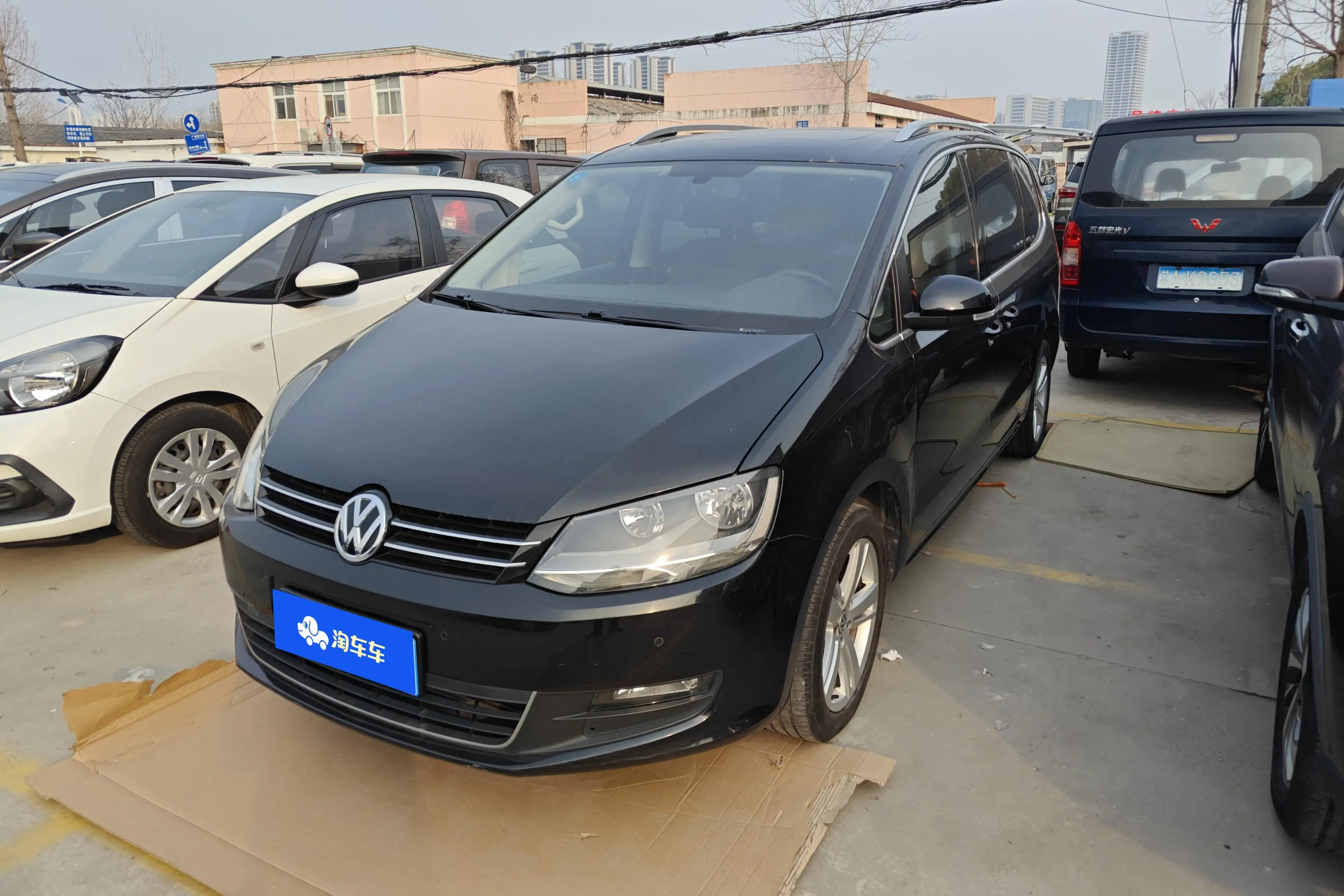 Volkswagen Sharon  из Китая