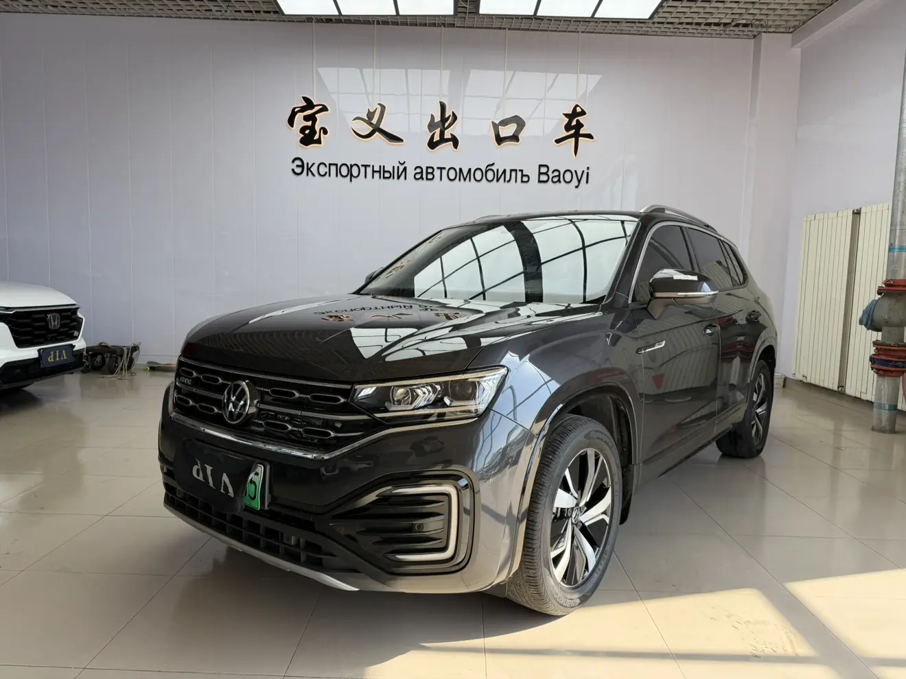 Volkswagen Tayron GTE  из Китая