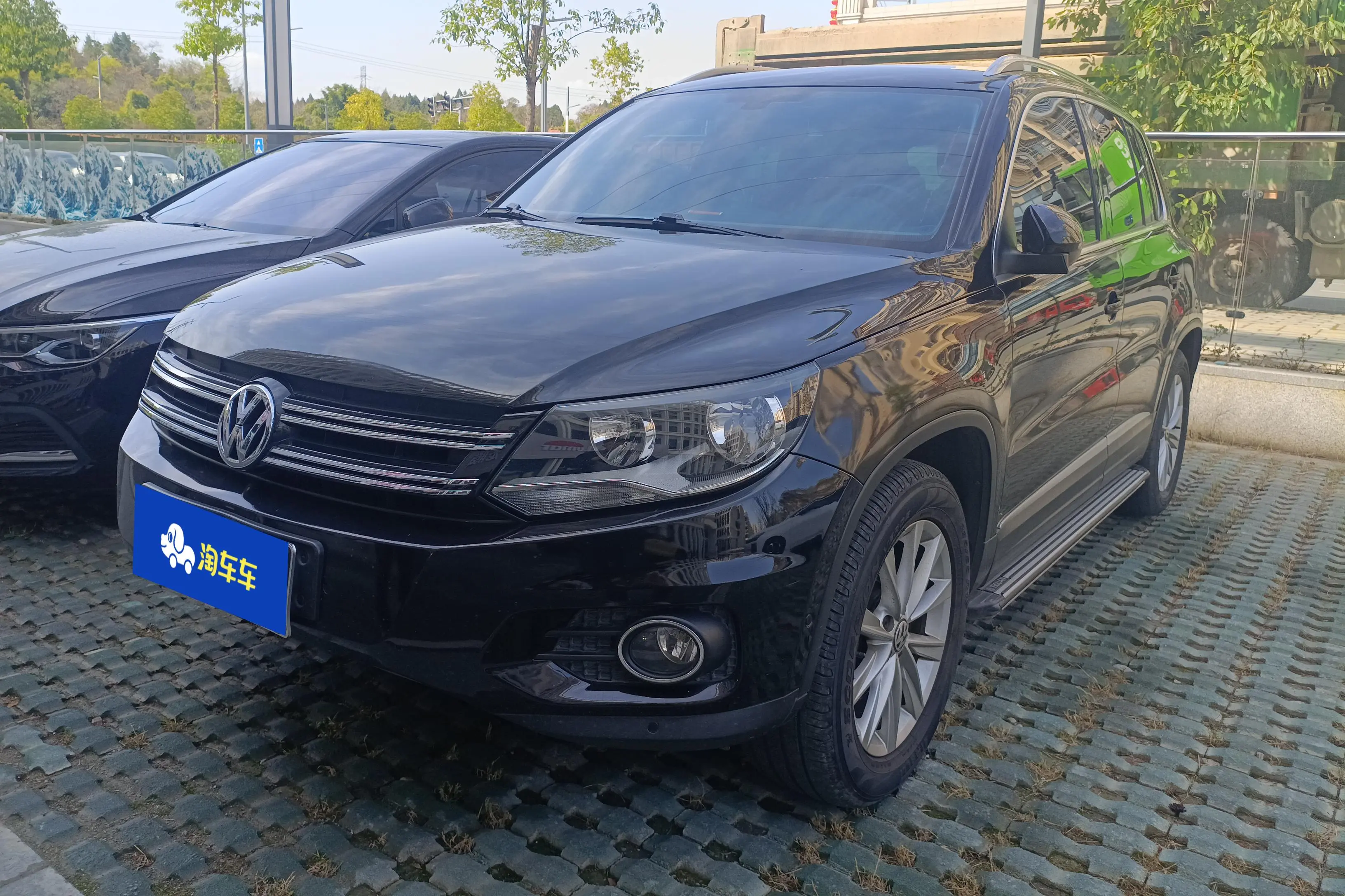 Volkswagen Tiguan (Tharu)  из Китая