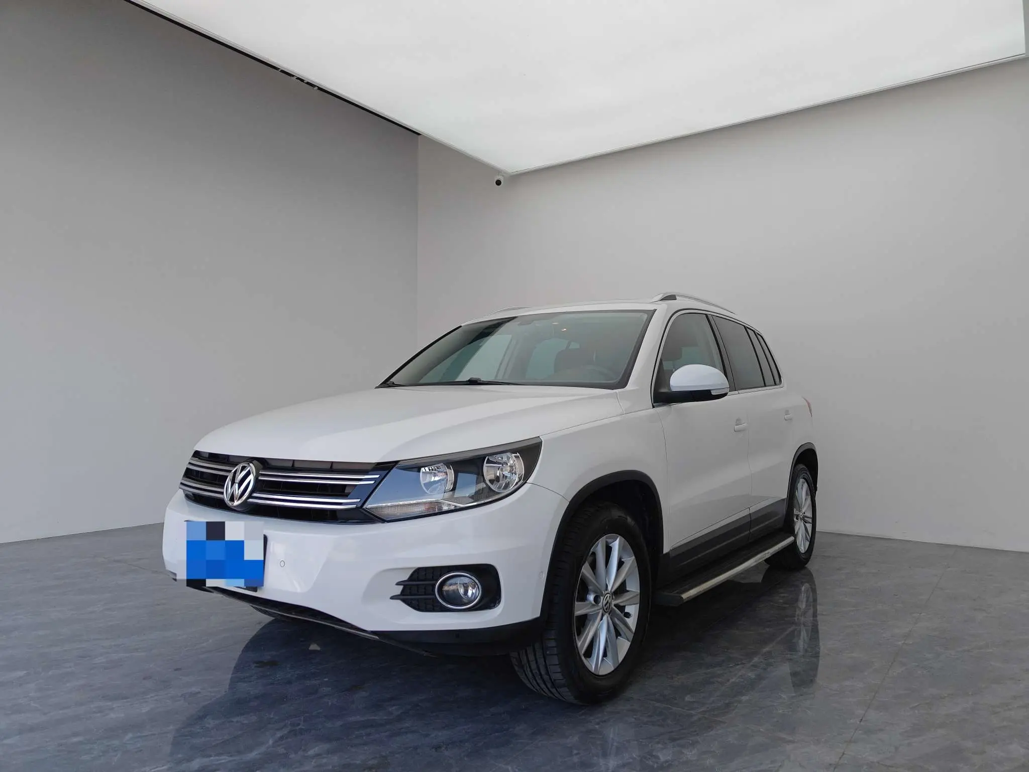 Volkswagen Tiguan (Tharu)  из Китая