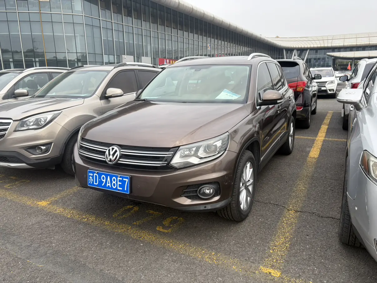 Volkswagen Tiguan (Tharu)  из Китая